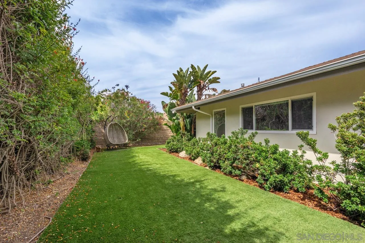 https://cdn.realtyfeed.com/cdn/127/250036996/28a6bfe8bd0288dc70f1472a914663e5.webp