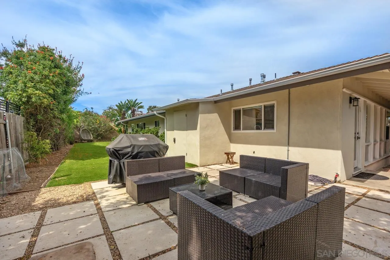 https://cdn.realtyfeed.com/cdn/127/250036996/c25666d9cc544fd97b92f8b6e6edaa55.webp
