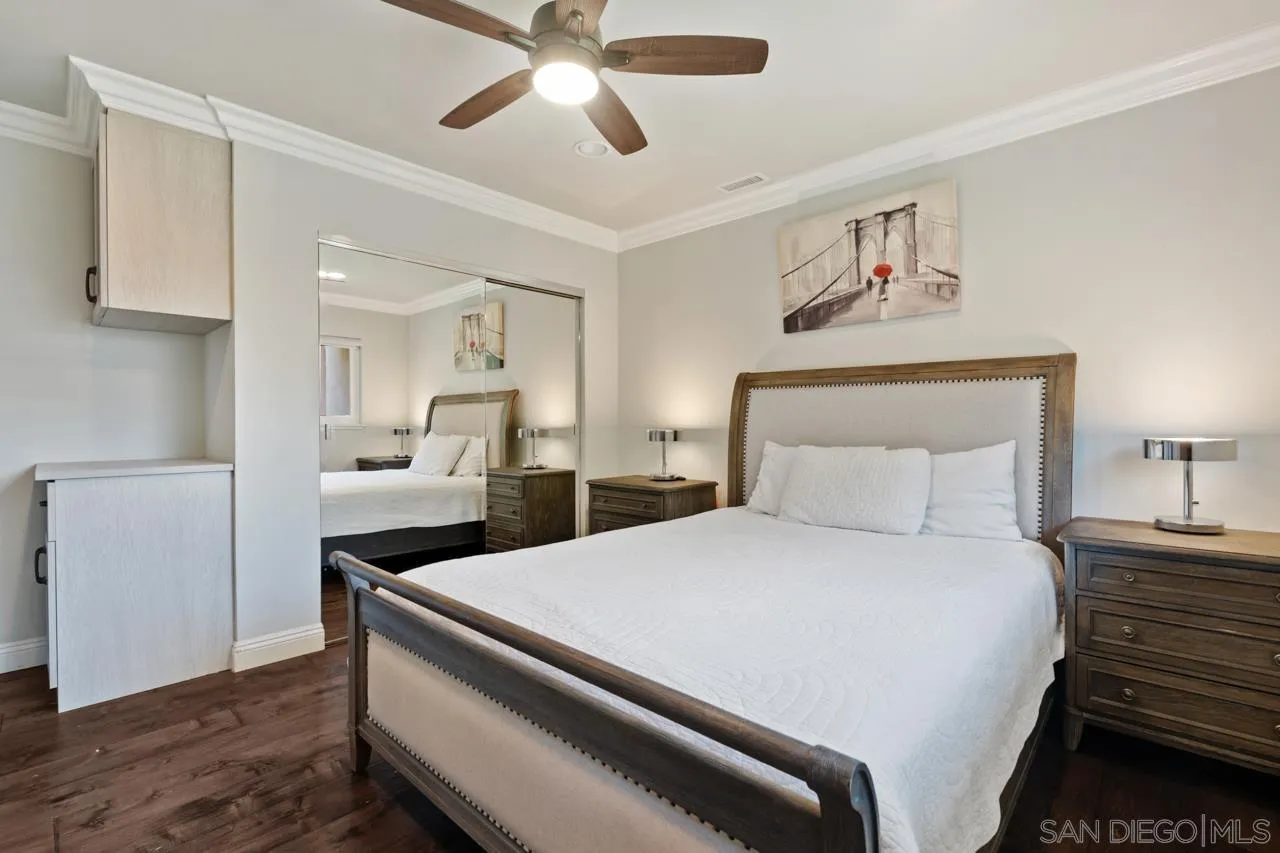 https://cdn.realtyfeed.com/cdn/127/250036996/d0d9d3fa8e8c78a49fd08e111f26df41.webp