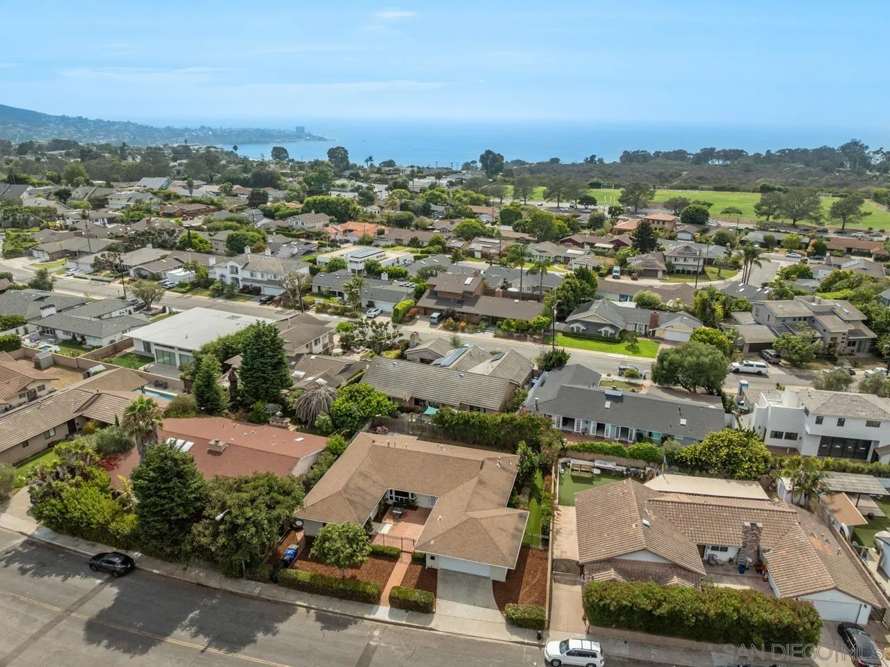 https://cdn.realtyfeed.com/cdn/127/250036996/f7234f6ac91119c99581192891622a76.webp