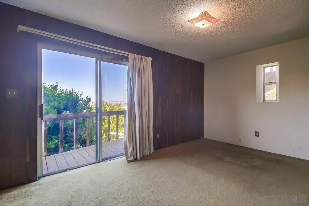 https://cdn.realtyfeed.com/cdn/127/250036998/19d38850cc7c3b150a2961bc6ef064e9.webp