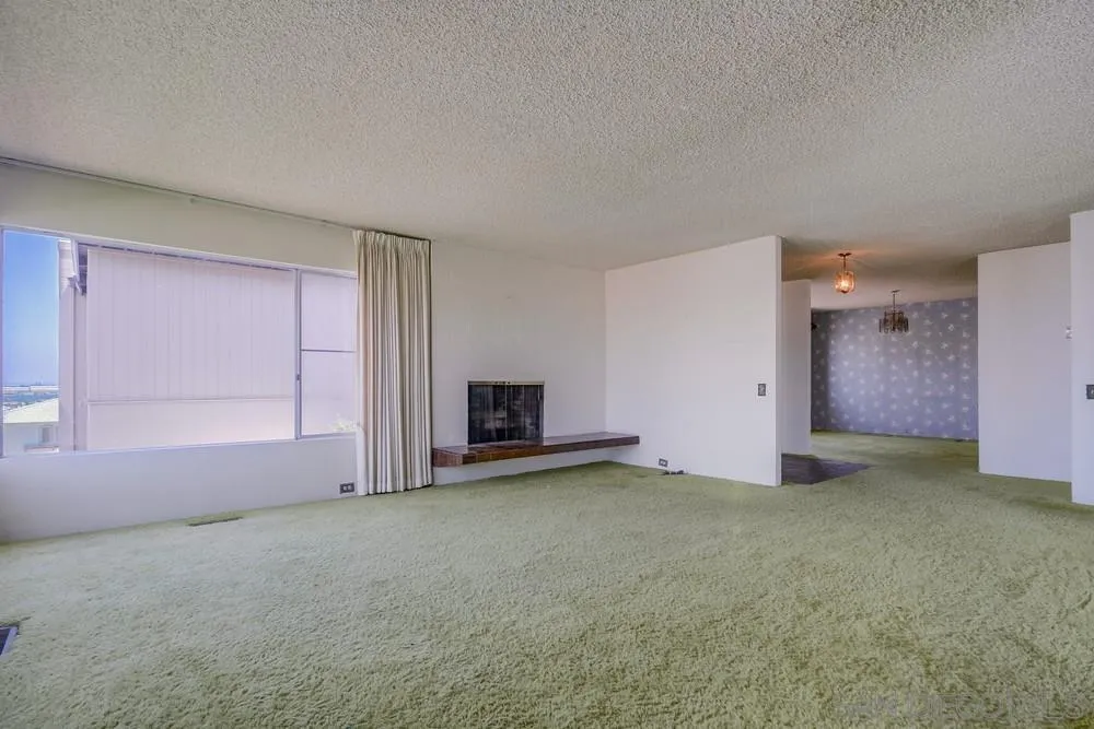 https://cdn.realtyfeed.com/cdn/127/250036998/48dda6bbd4b205bf4c86e4304077706d.webp