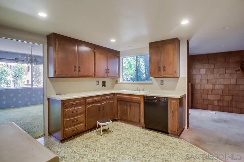 https://cdn.realtyfeed.com/cdn/127/250036998/8271d2abd1147259e9645661873e8dd2.webp