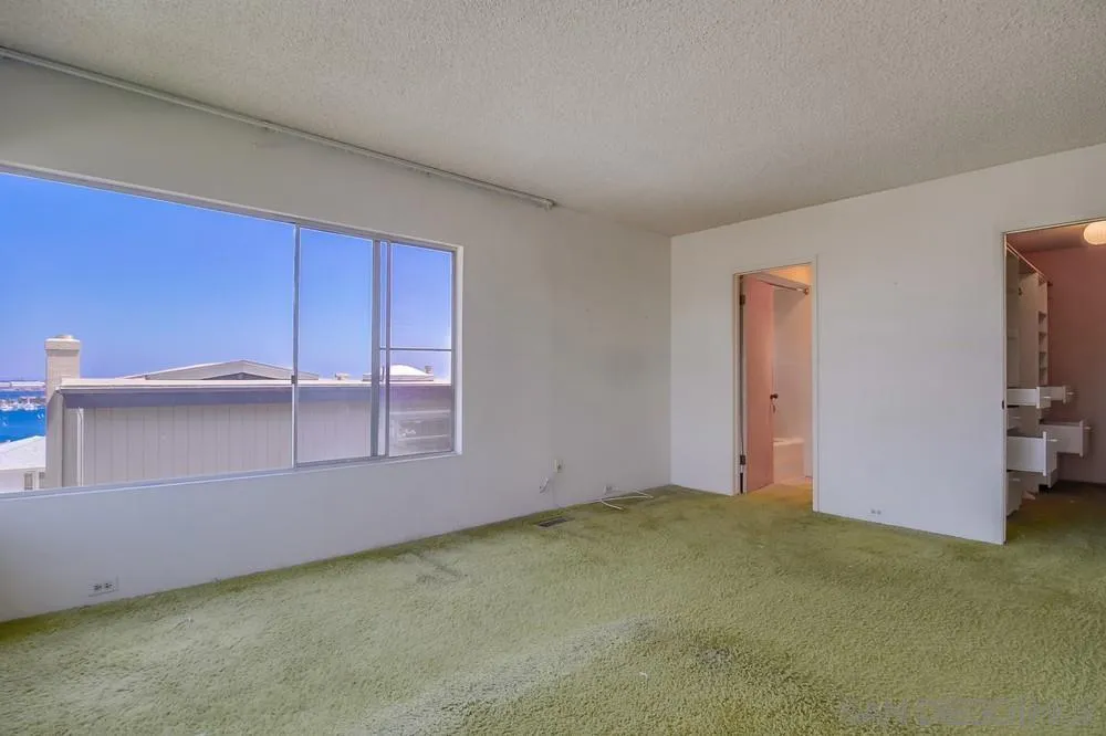 https://cdn.realtyfeed.com/cdn/127/250036998/b66816d8475e6447ba957159e78723cb.webp