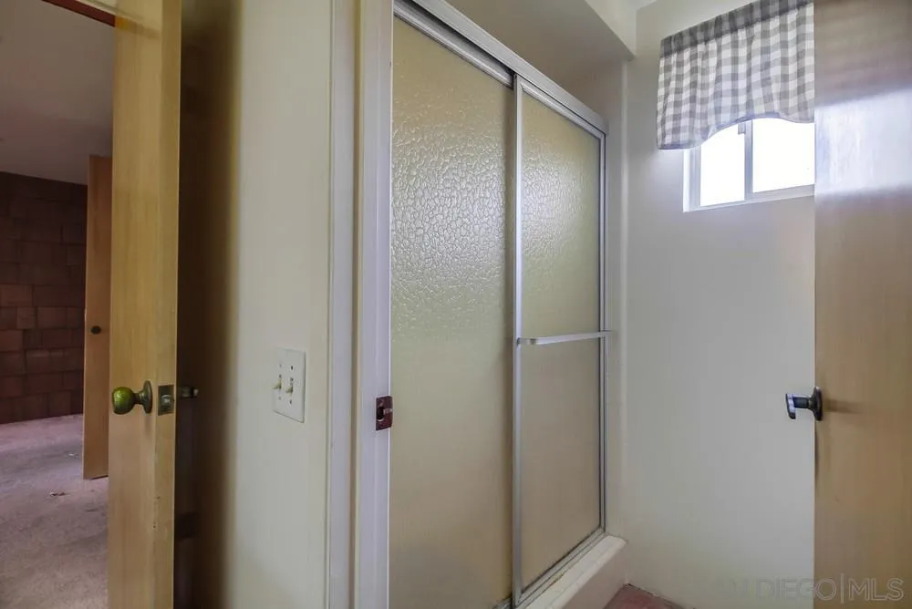 https://cdn.realtyfeed.com/cdn/127/250036998/d886d00d3a695da644bea4dbcbdc53db.webp