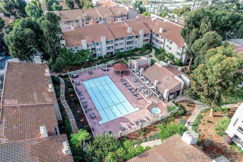 https://cdn.realtyfeed.com/cdn/127/250036999/30a58292984f05bee4ff72abbec17f6e.webp