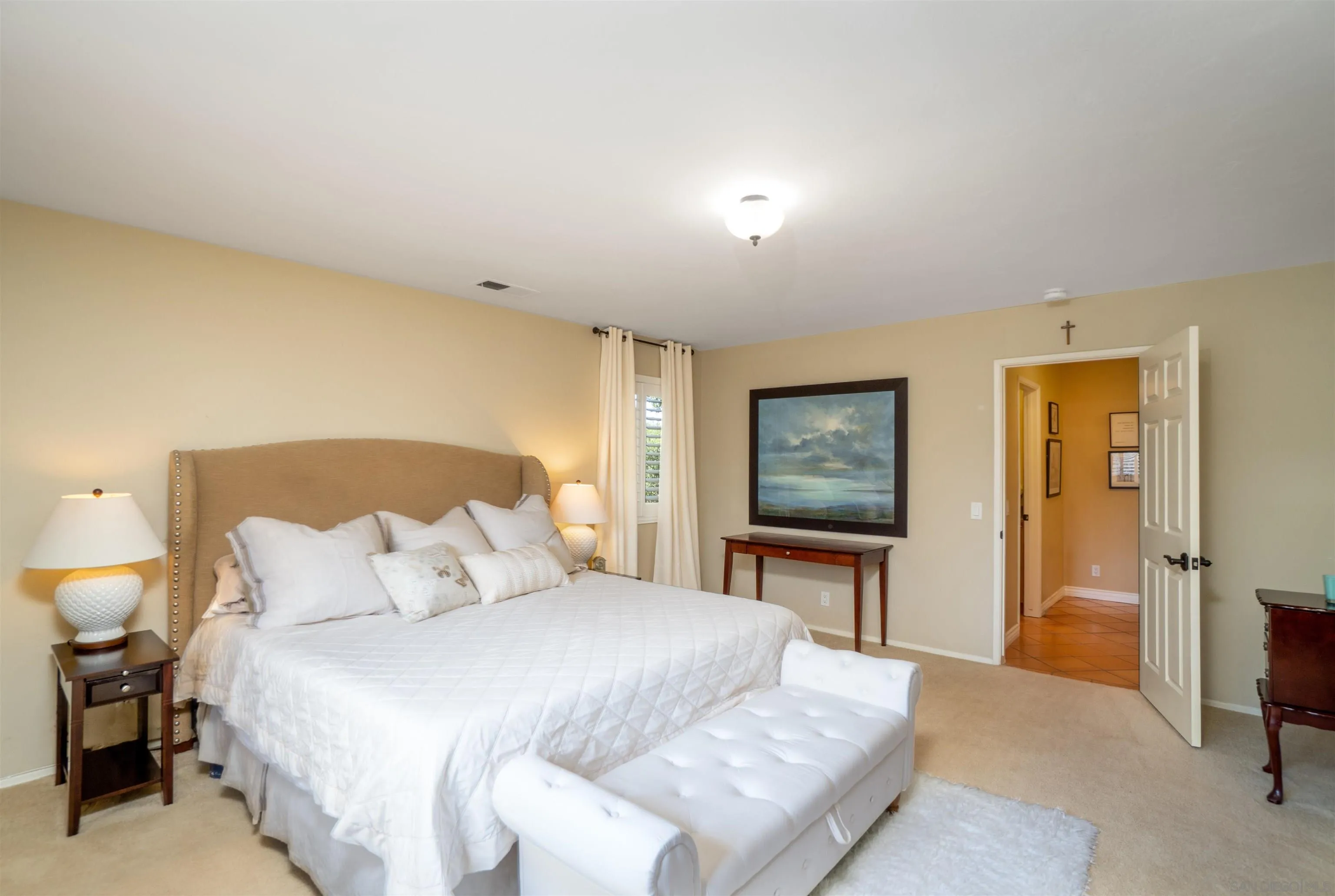 https://cdn.realtyfeed.com/cdn/127/250037000/477489c37879e3eb9c9fcb1f2b86779a.webp
