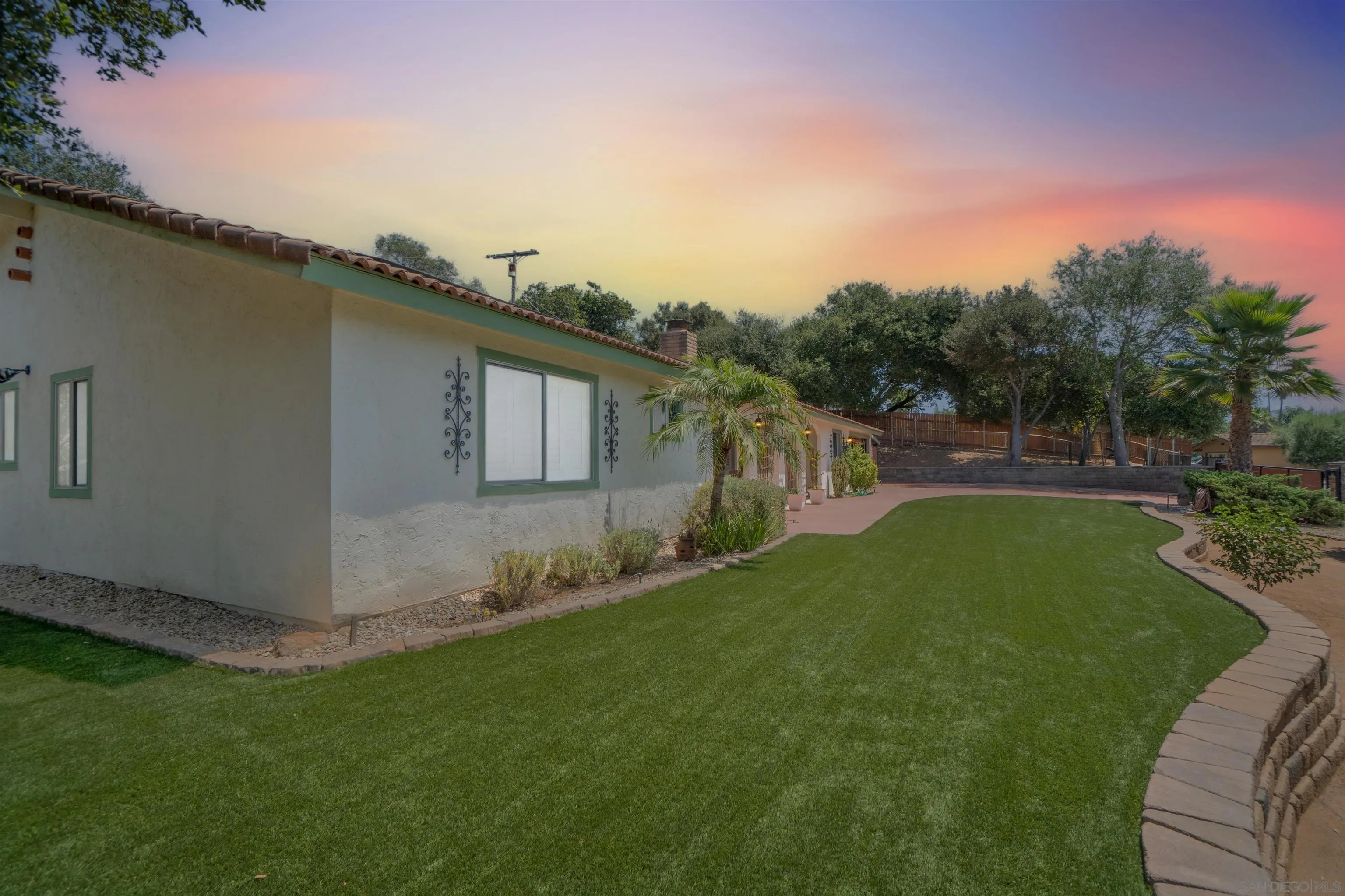 https://cdn.realtyfeed.com/cdn/127/250037000/5cfc2b93a6b467ddddee6020cdc67b4f.webp