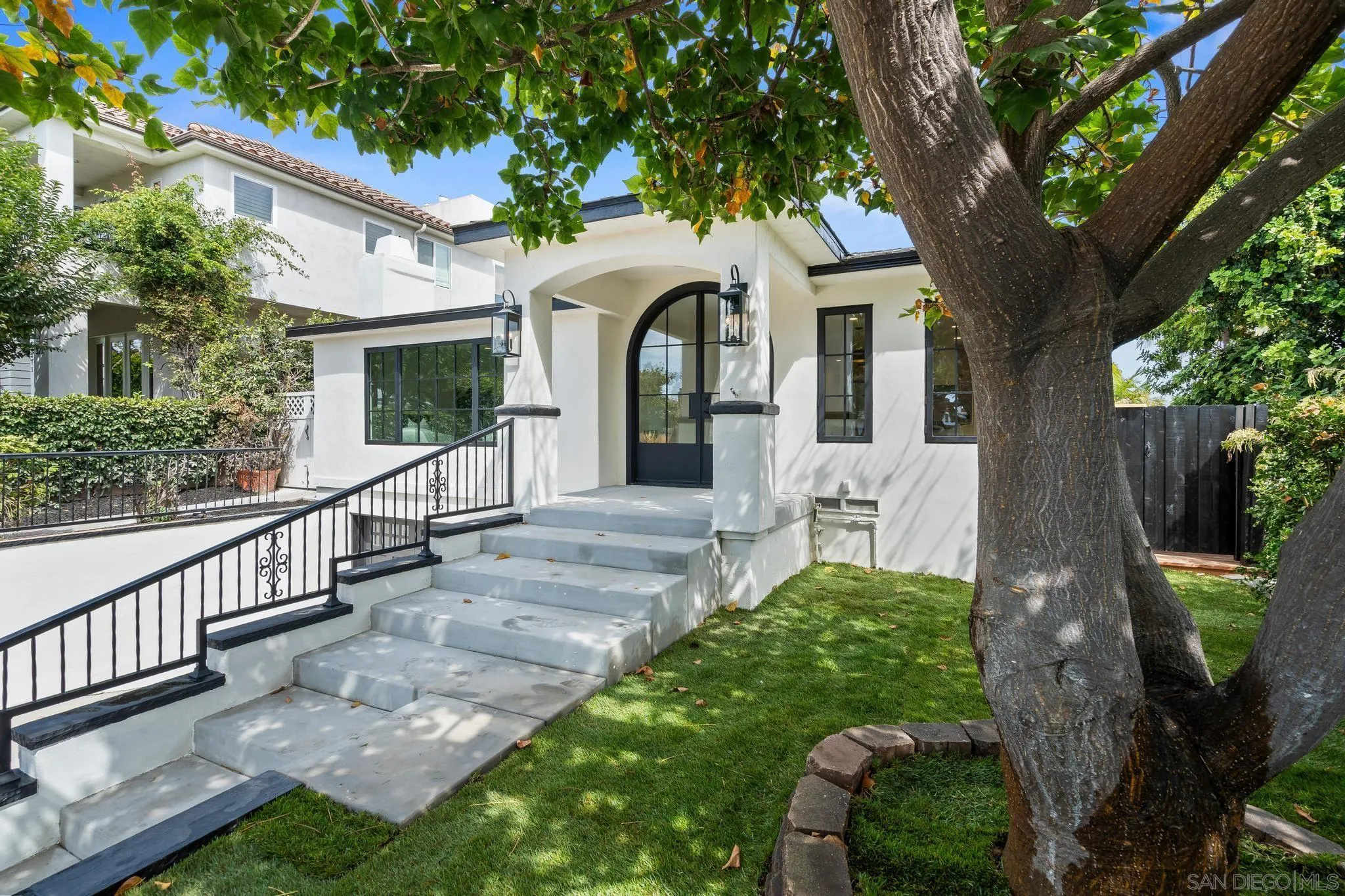 https://cdn.realtyfeed.com/cdn/127/250037001/73cf5afb6cdec0ea178964900b6bf2b2.webp