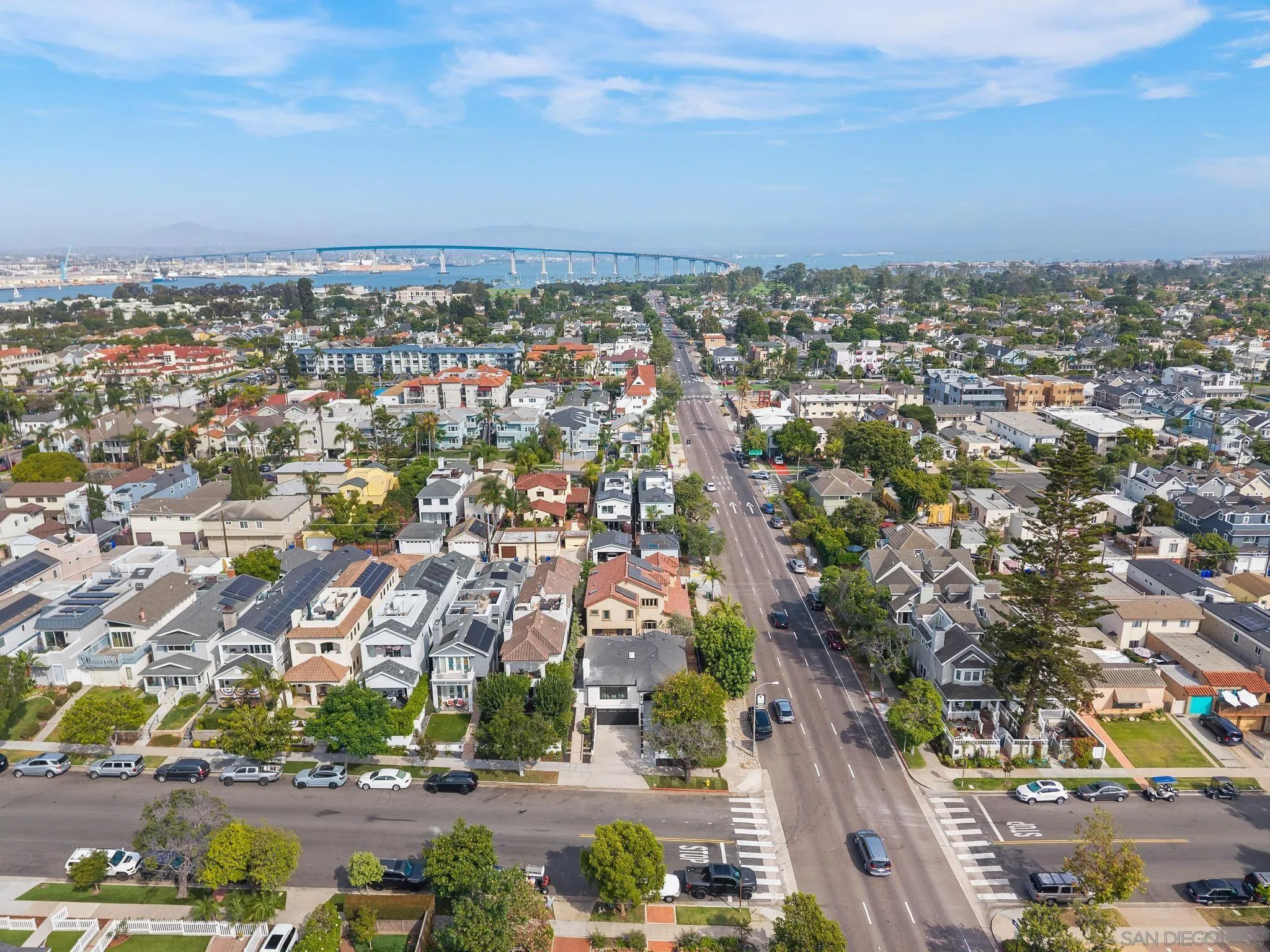 https://cdn.realtyfeed.com/cdn/127/250037001/daf08c34d5716c67a55e0871665a3073.webp