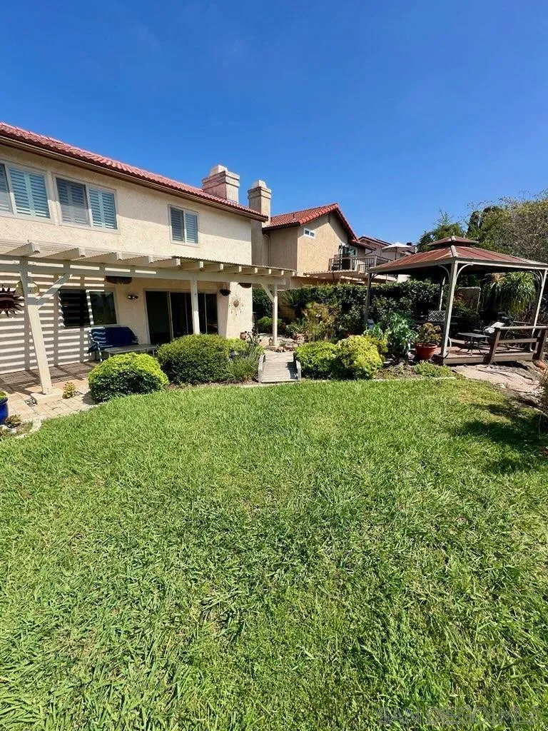 https://cdn.realtyfeed.com/cdn/127/250037002/104fd48330cc18228101c21b5b8a0ec1.webp