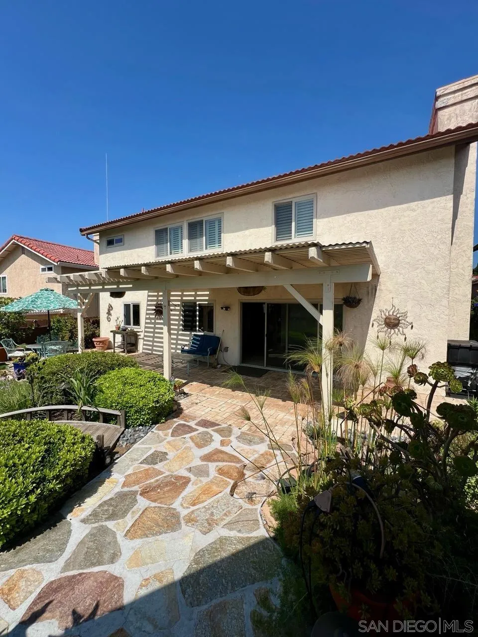 https://cdn.realtyfeed.com/cdn/127/250037002/35187fe1babc1b49631bc10638722a0a.webp