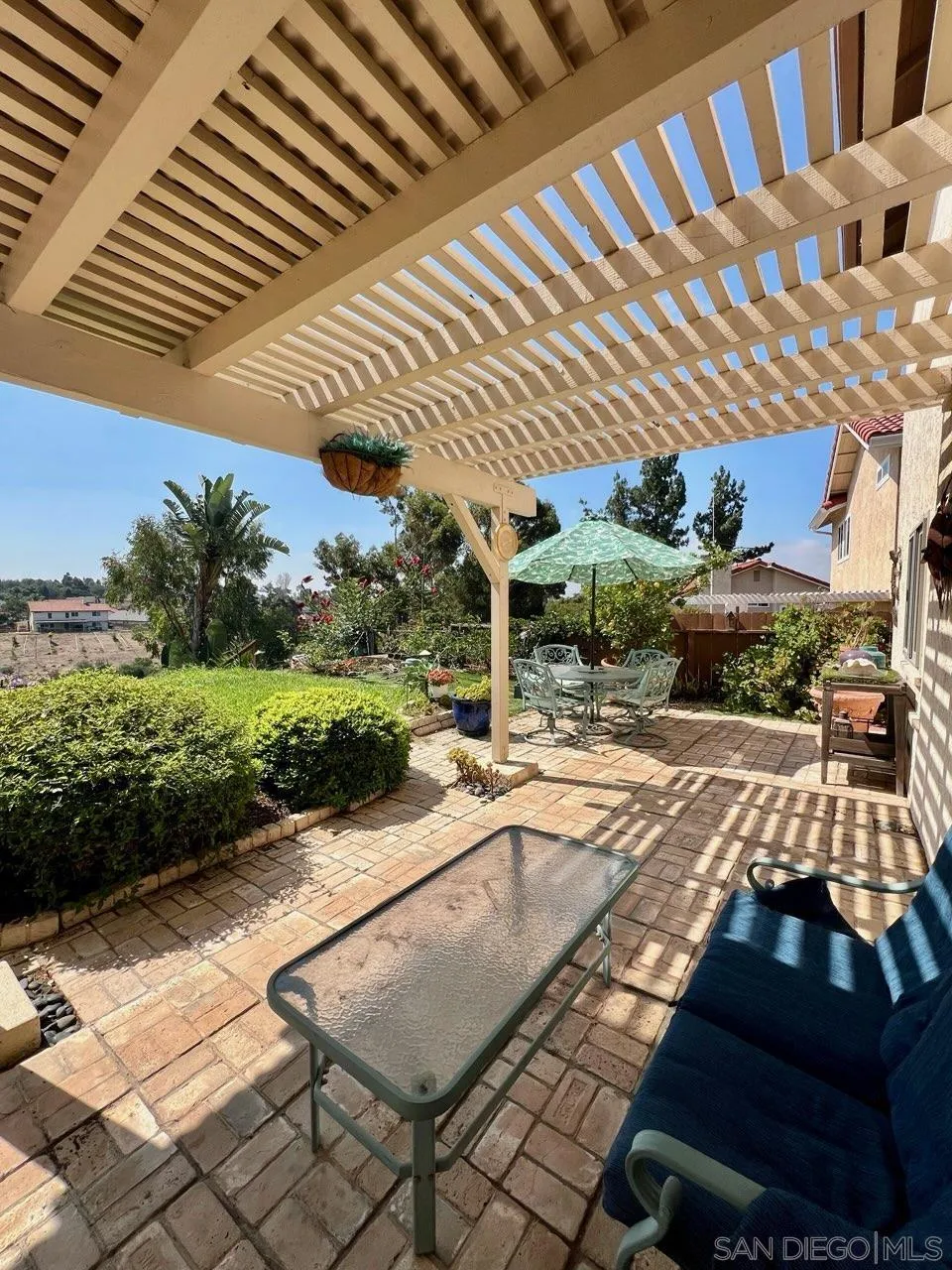 https://cdn.realtyfeed.com/cdn/127/250037002/553f3ecead38790f45689f69c527130c.webp