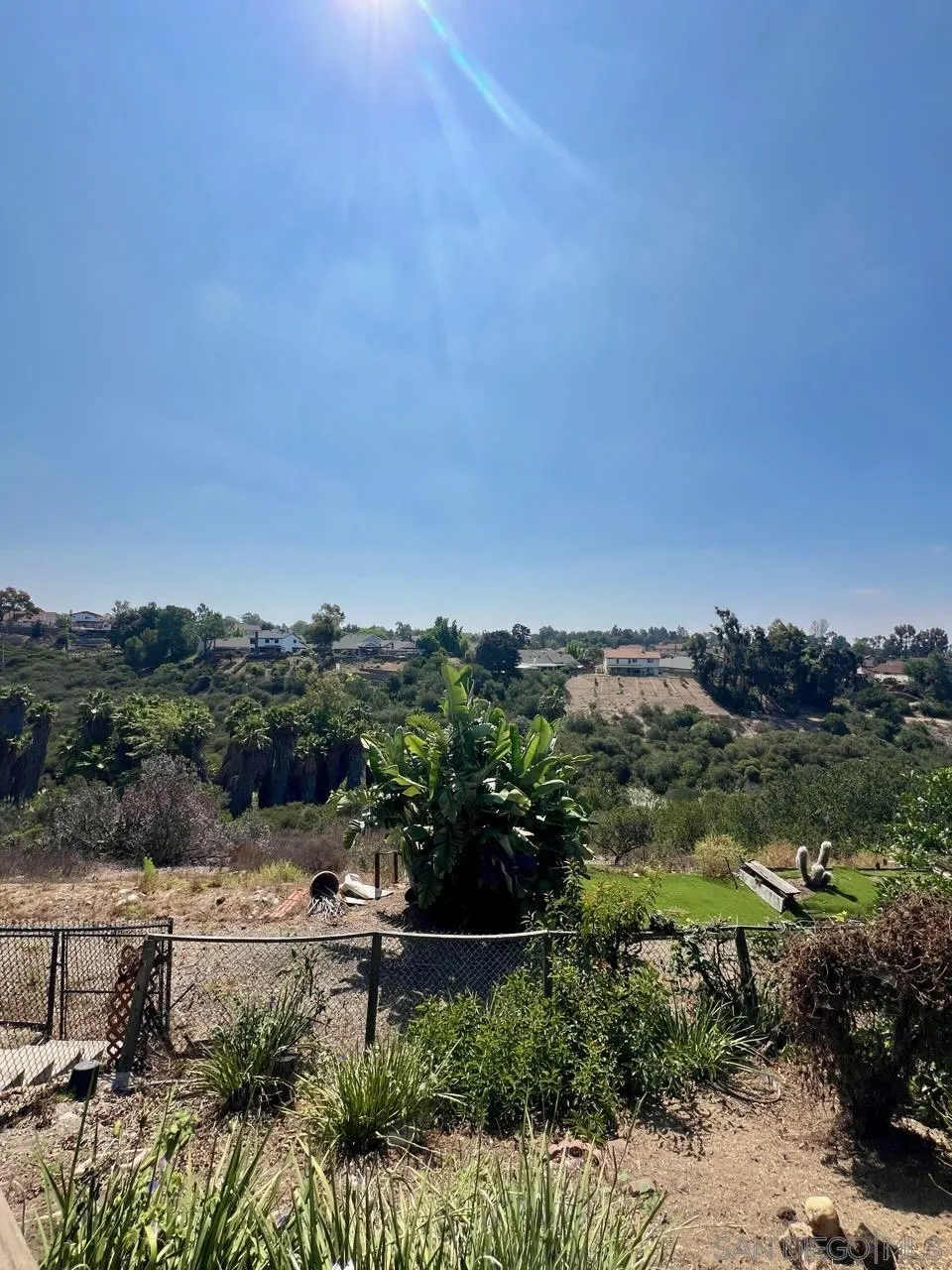 https://cdn.realtyfeed.com/cdn/127/250037002/63e812b9bafc8a36513cf27ab57e703b.webp