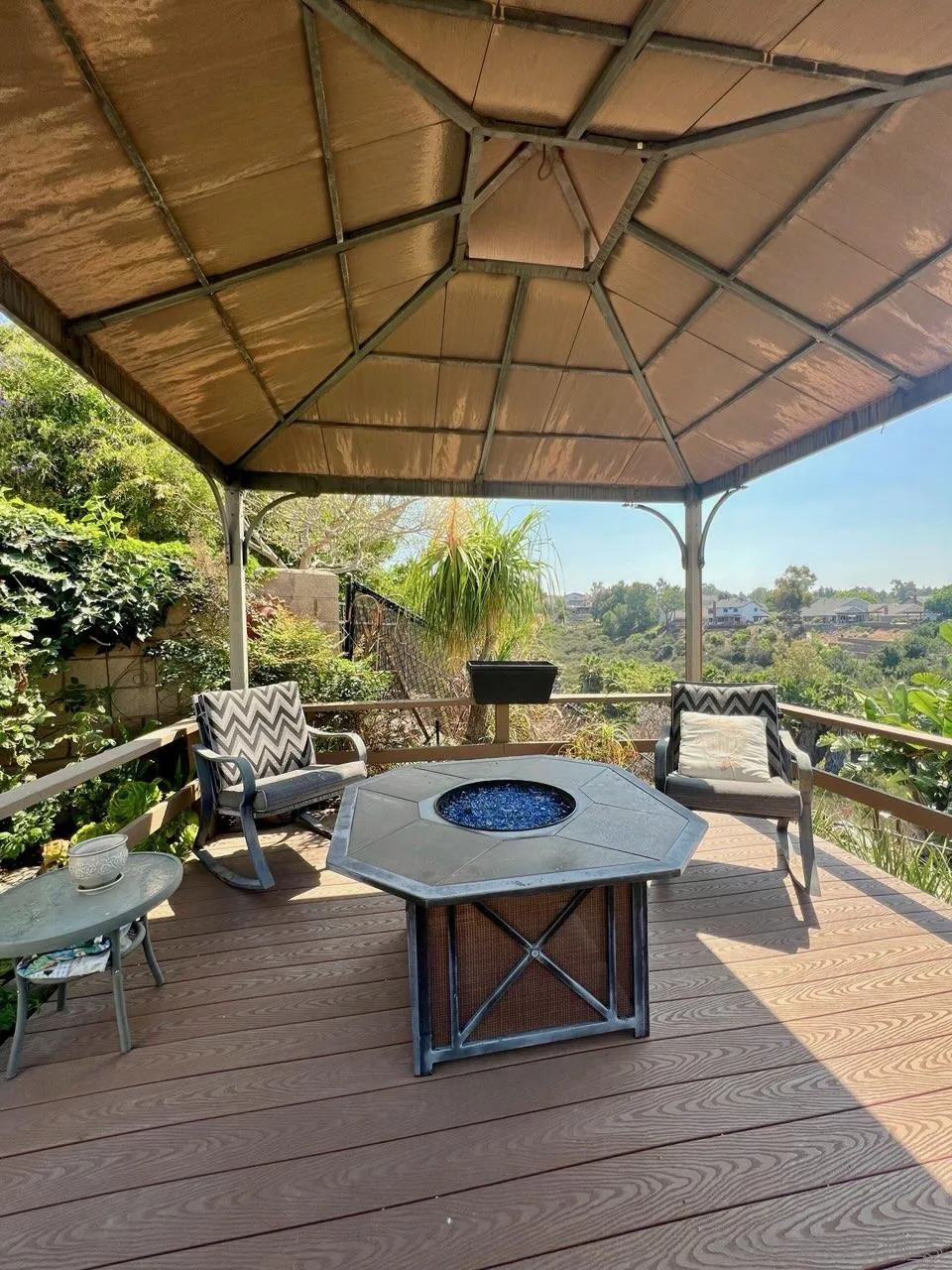 https://cdn.realtyfeed.com/cdn/127/250037002/ff9188ef90ef08f38299132c1dd9d887.webp