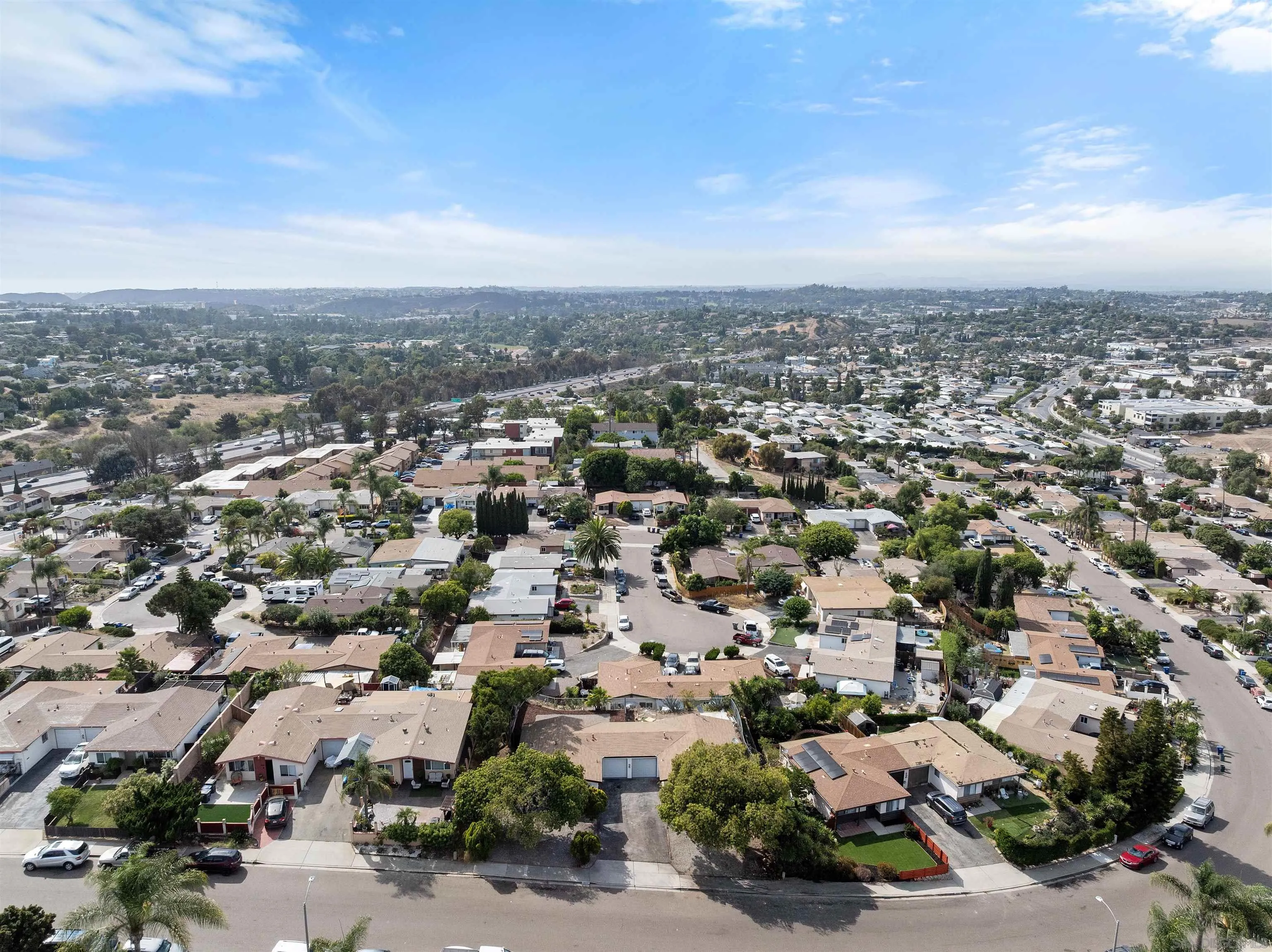 https://cdn.realtyfeed.com/cdn/127/250037003/2ba193fb1d2237fb6c46c4aad29f01f1.webp