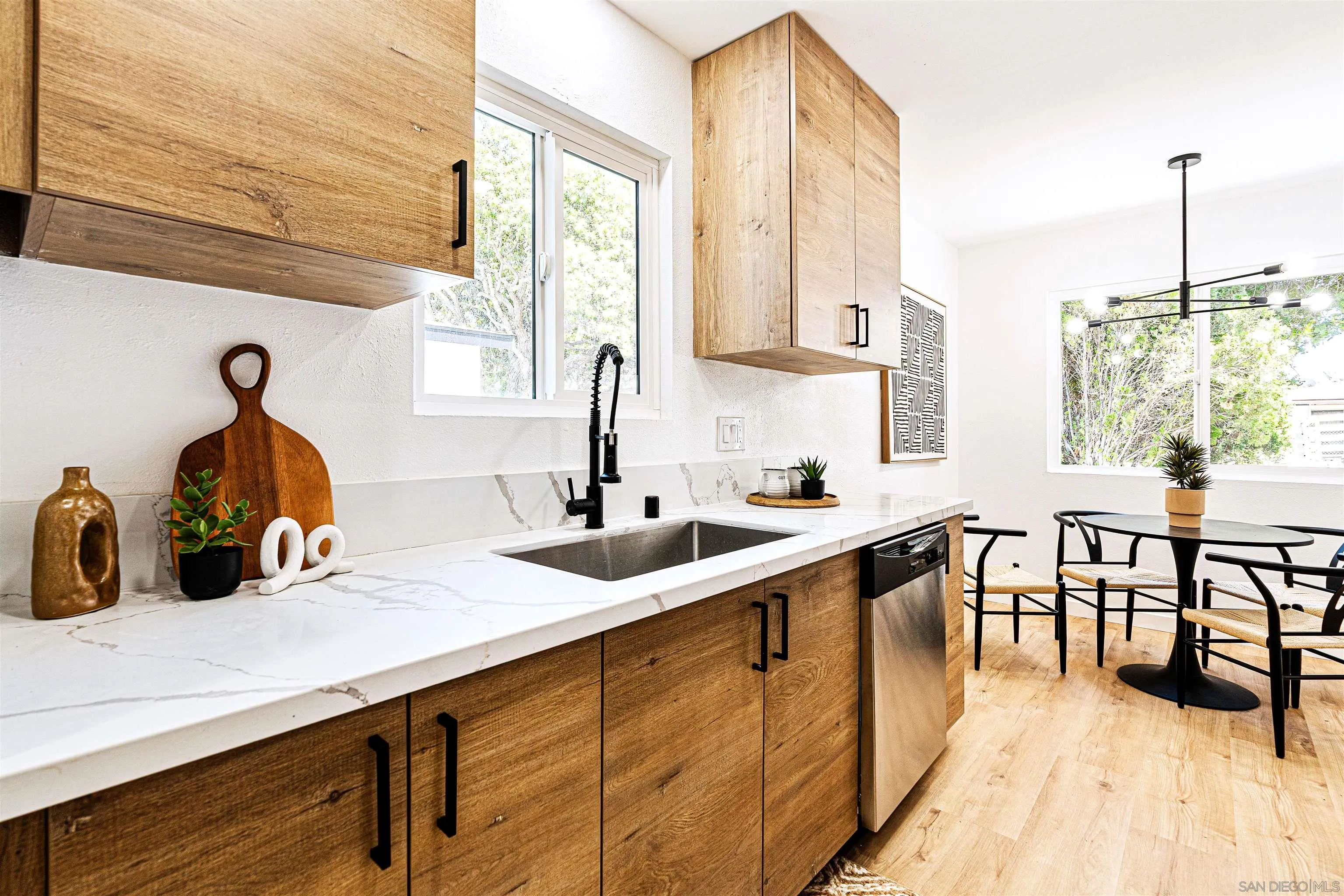 https://cdn.realtyfeed.com/cdn/127/250037003/5a2859b4a12b91de6d5c0ad3677b8d66.webp