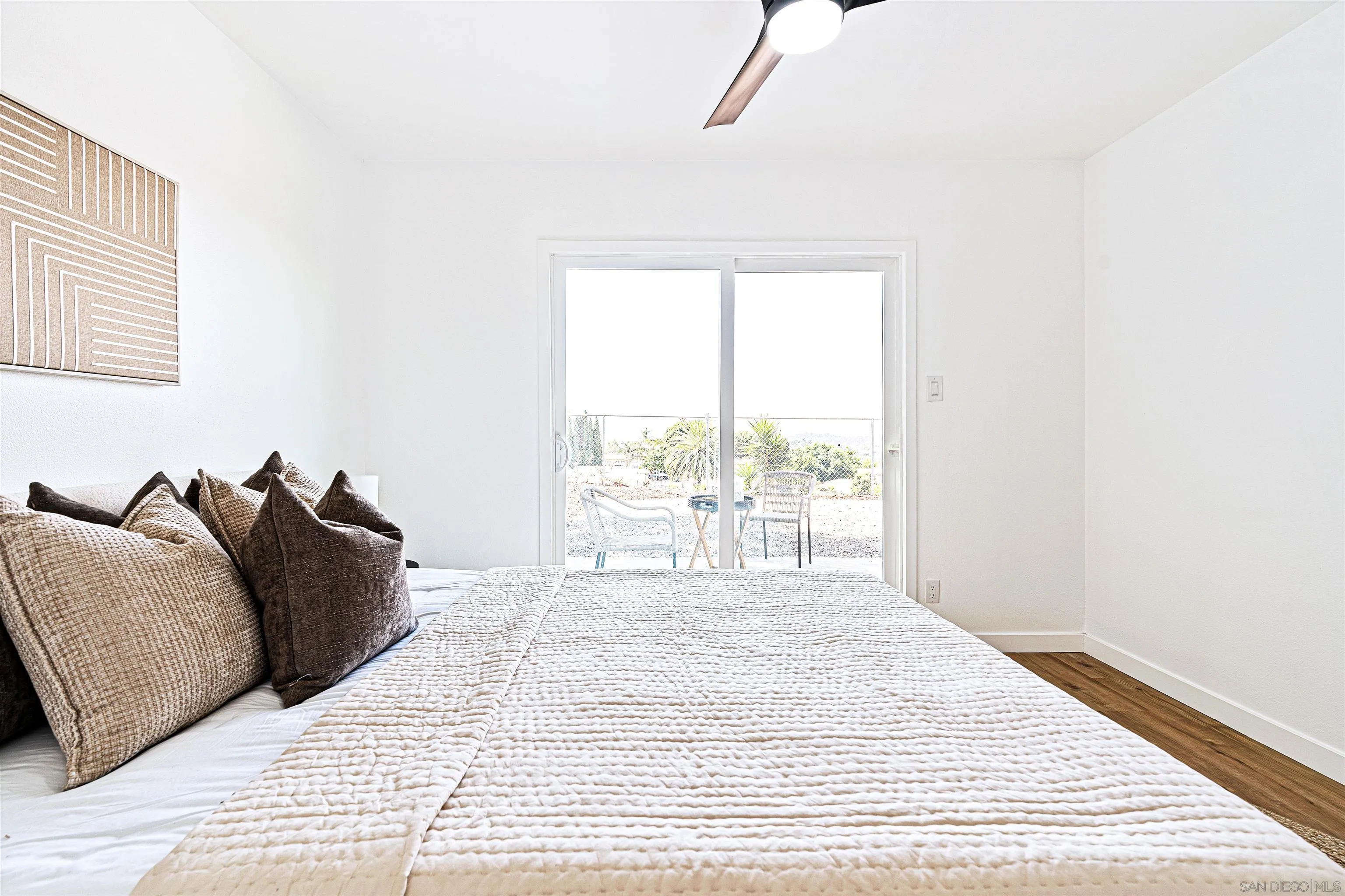 https://cdn.realtyfeed.com/cdn/127/250037003/c44ea53376dfee9ffc0c55fca8f8793e.webp