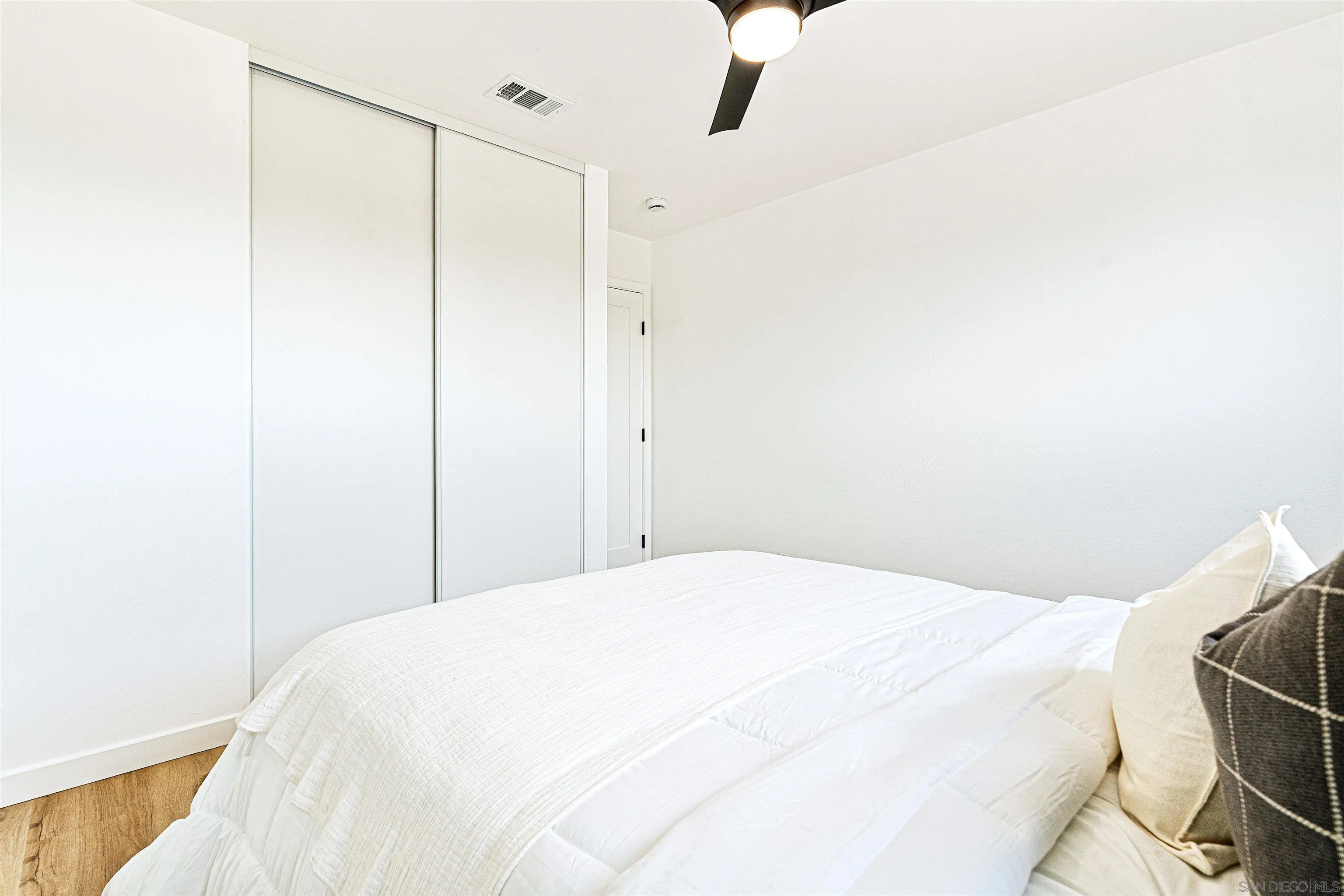 https://cdn.realtyfeed.com/cdn/127/250037003/c57d390ba8bc0f6409279b295145f723.webp