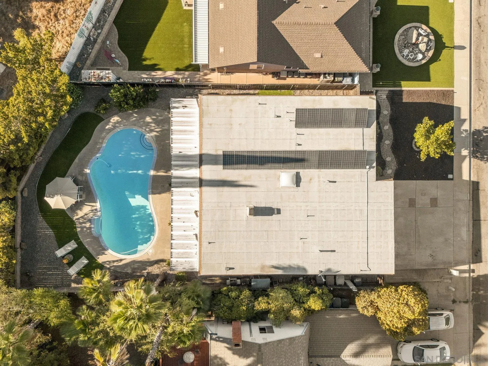 https://cdn.realtyfeed.com/cdn/127/250037004/bb9b8d14269c9f339fbaad5c895f5bd3.webp