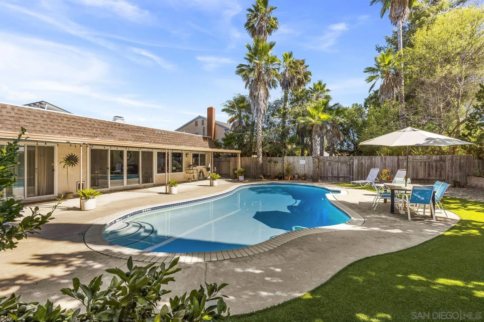 https://cdn.realtyfeed.com/cdn/127/250037004/f0a85baf0715acdf9a58279e83529f65.webp