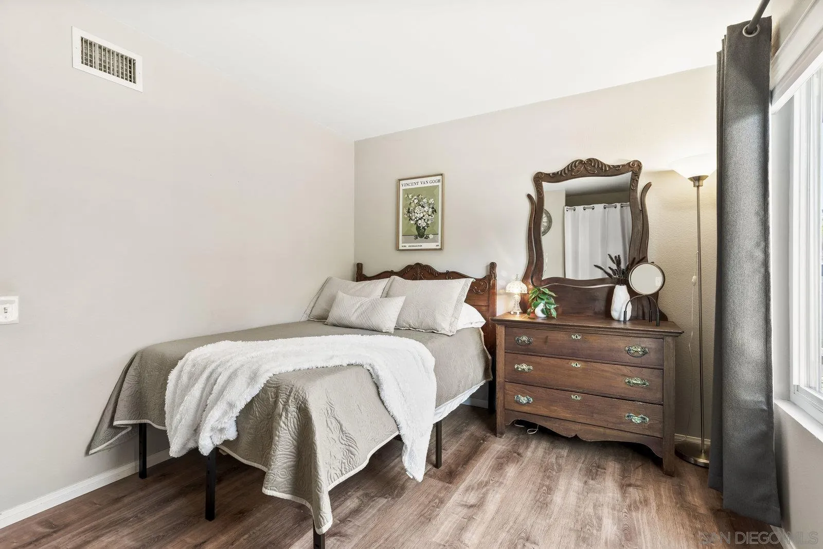 https://cdn.realtyfeed.com/cdn/127/250037004/f637b10c95c9e180f903822988f4bcde.webp