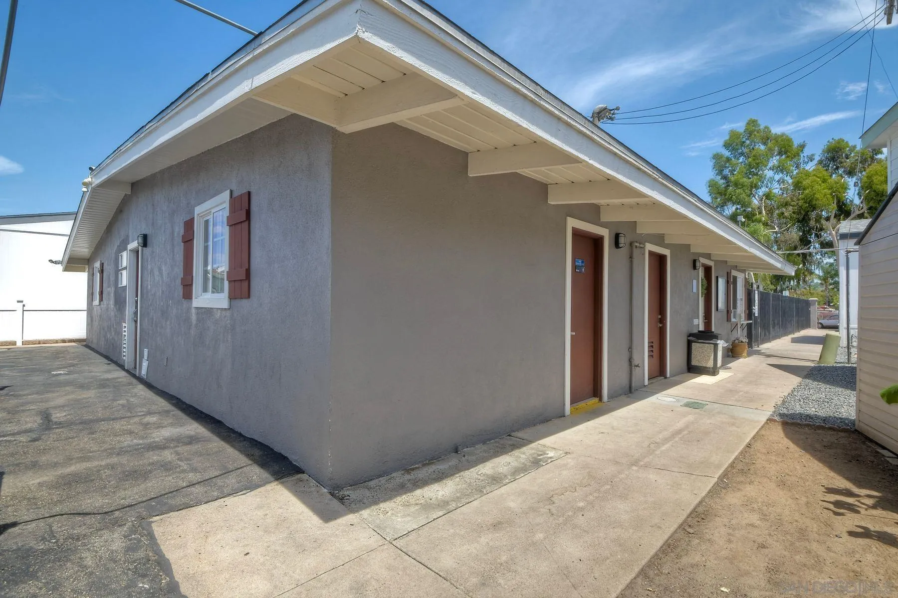 https://cdn.realtyfeed.com/cdn/127/250037005/21ee6130e7d21831972f506cbecc2429.webp