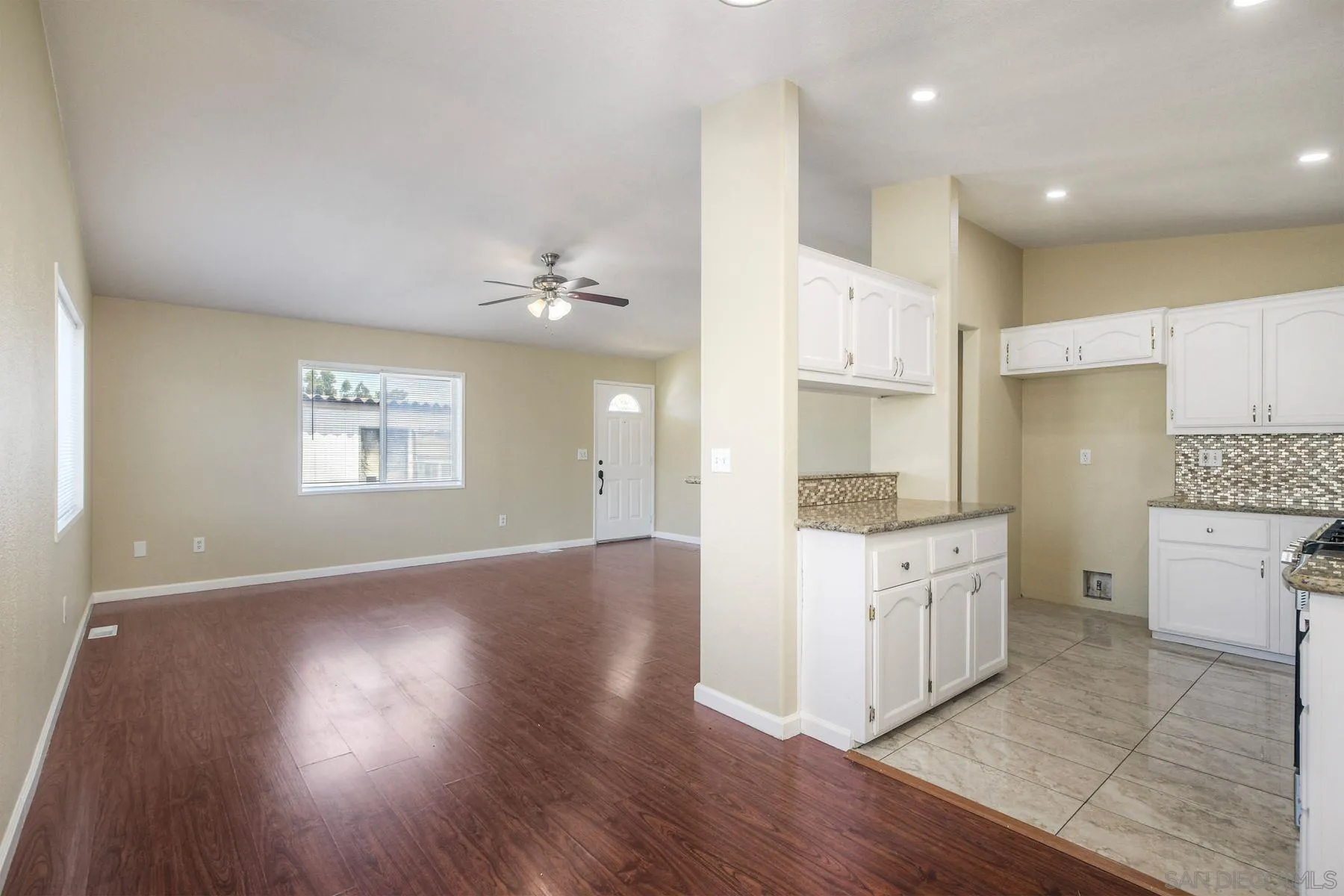 https://cdn.realtyfeed.com/cdn/127/250037005/7b4e6e7a1b8cf011a34995967efbc37c.webp