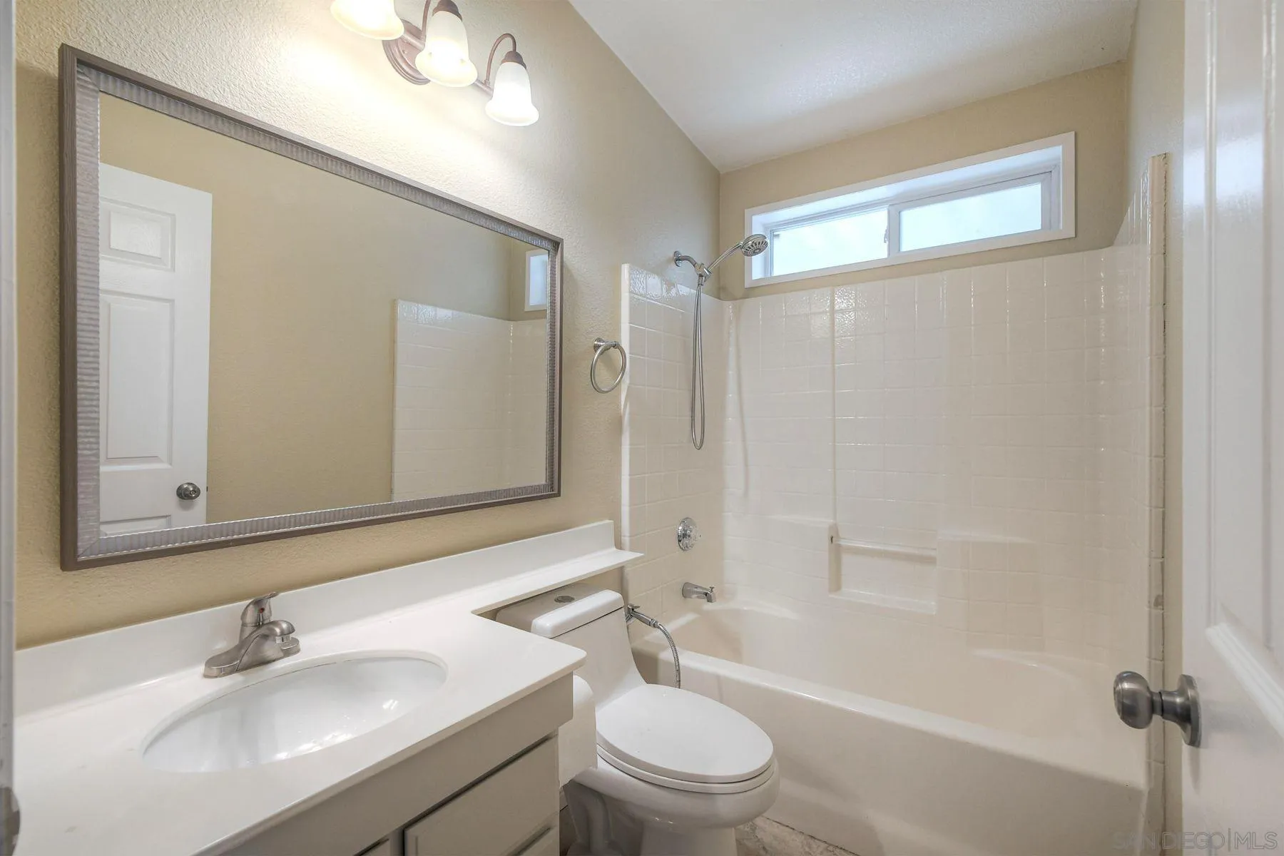 https://cdn.realtyfeed.com/cdn/127/250037005/d67fd6801d2412740597972e0e167f03.webp