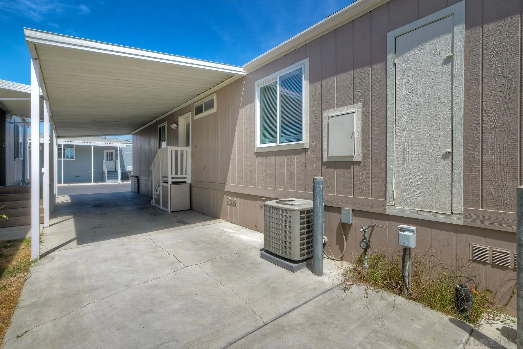 https://cdn.realtyfeed.com/cdn/127/250037005/df61b55c034985e83fb7ef7bc5a2b5f1.webp