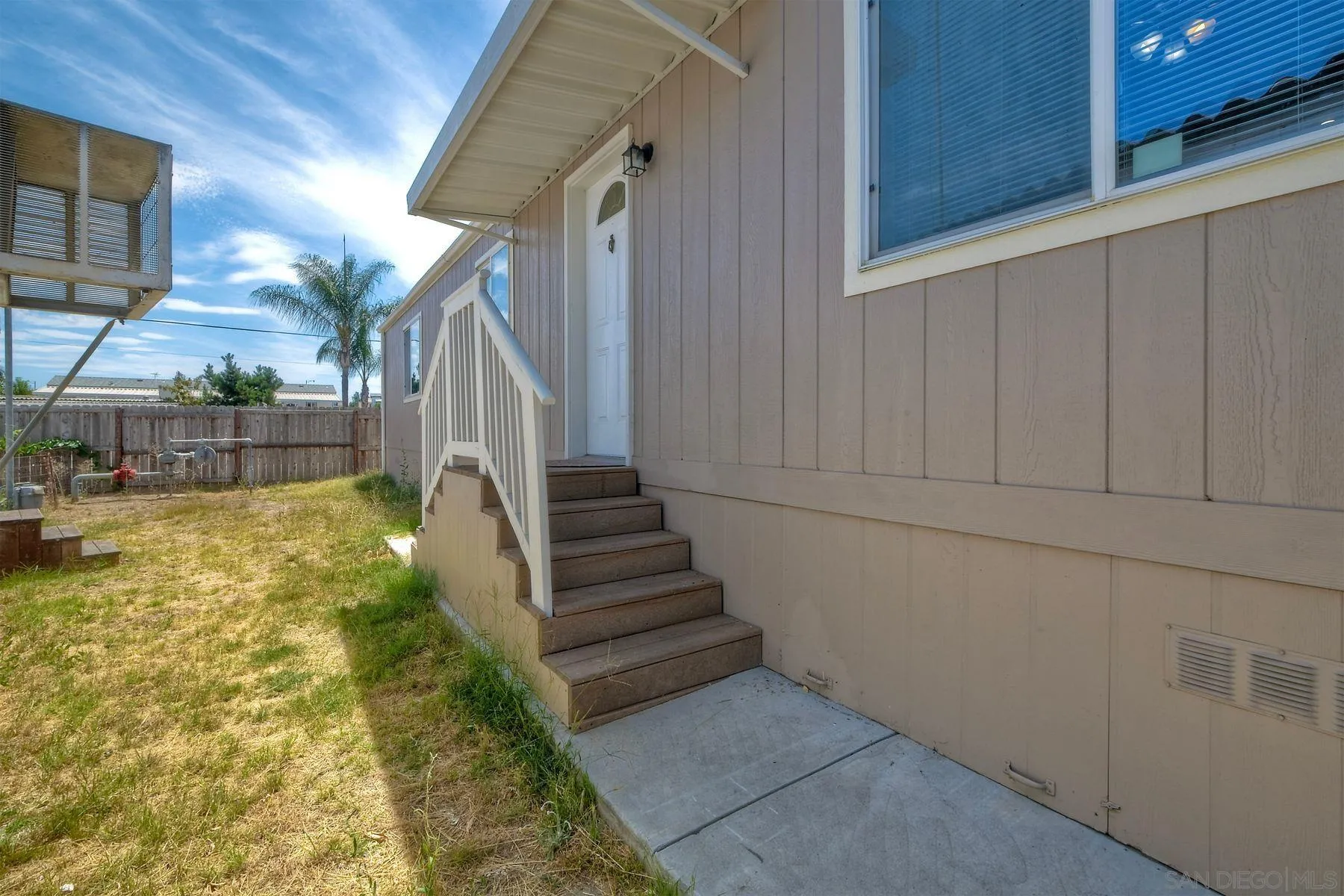 https://cdn.realtyfeed.com/cdn/127/250037005/eb8d5a184df53a246e2b1065b663173e.webp