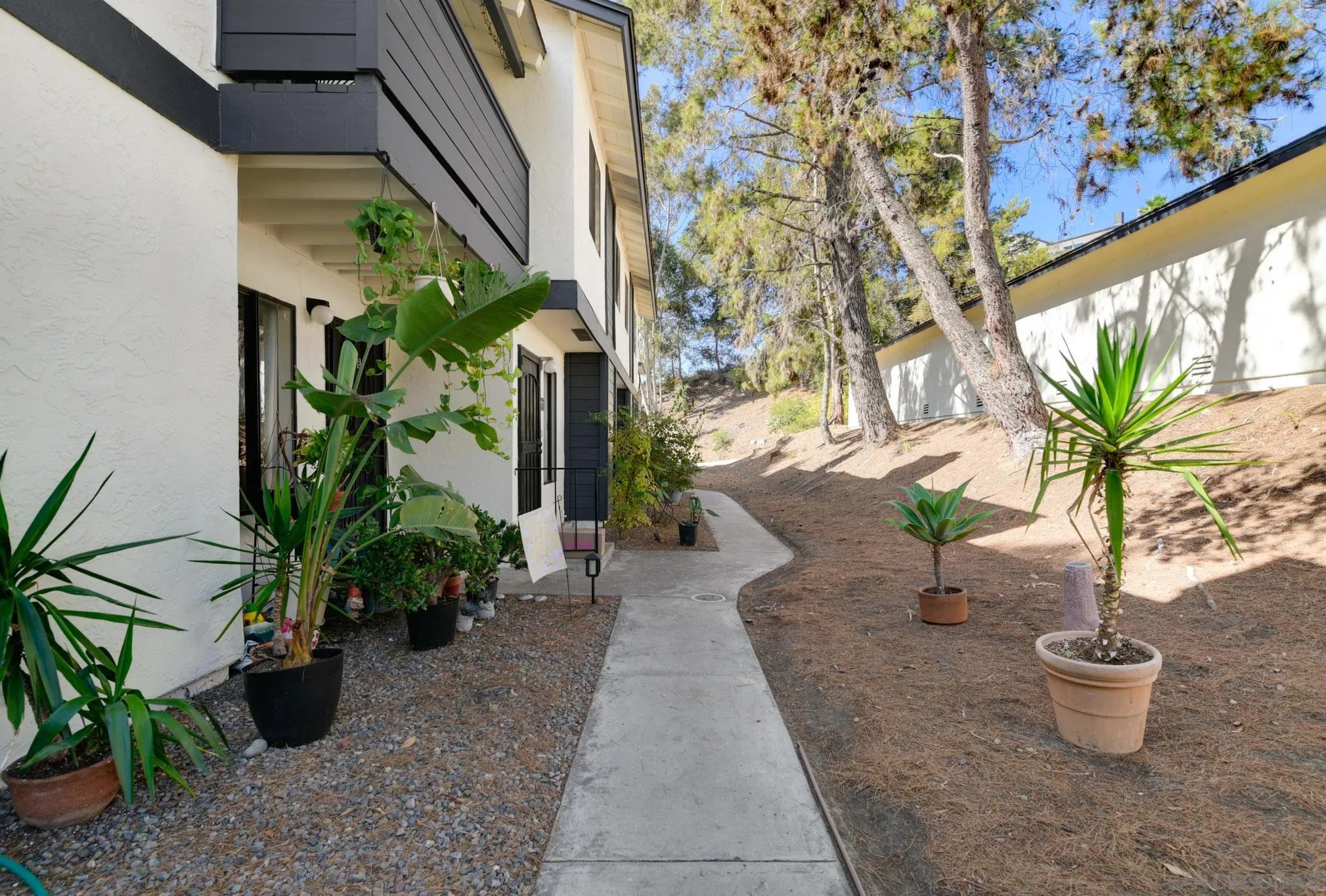 https://cdn.realtyfeed.com/cdn/127/250037006/d3b1ed821121dcbe114fbdda67301e49.webp