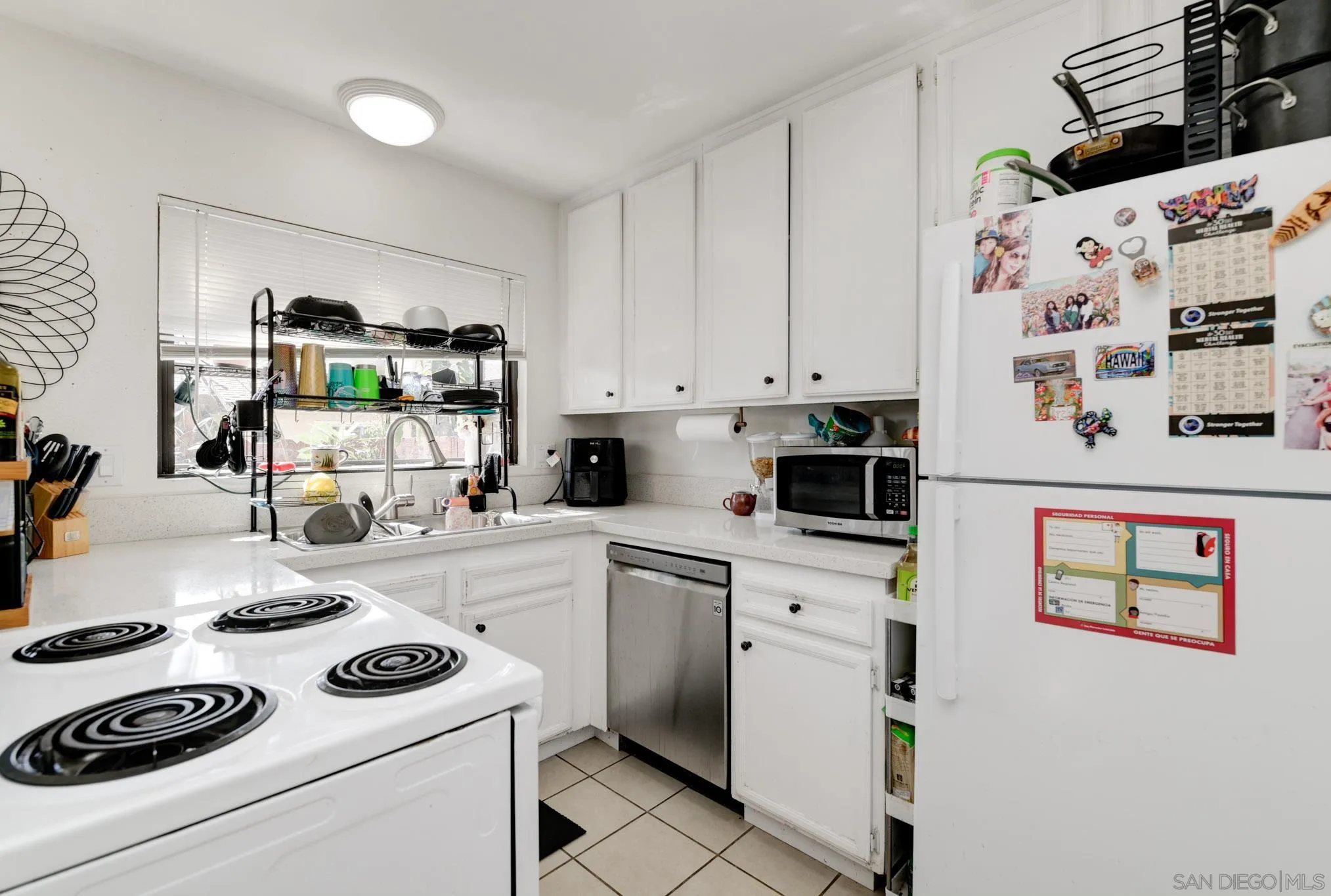 https://cdn.realtyfeed.com/cdn/127/250037006/f88b1a36de55b4e71ba4ae91bd34c64a.webp