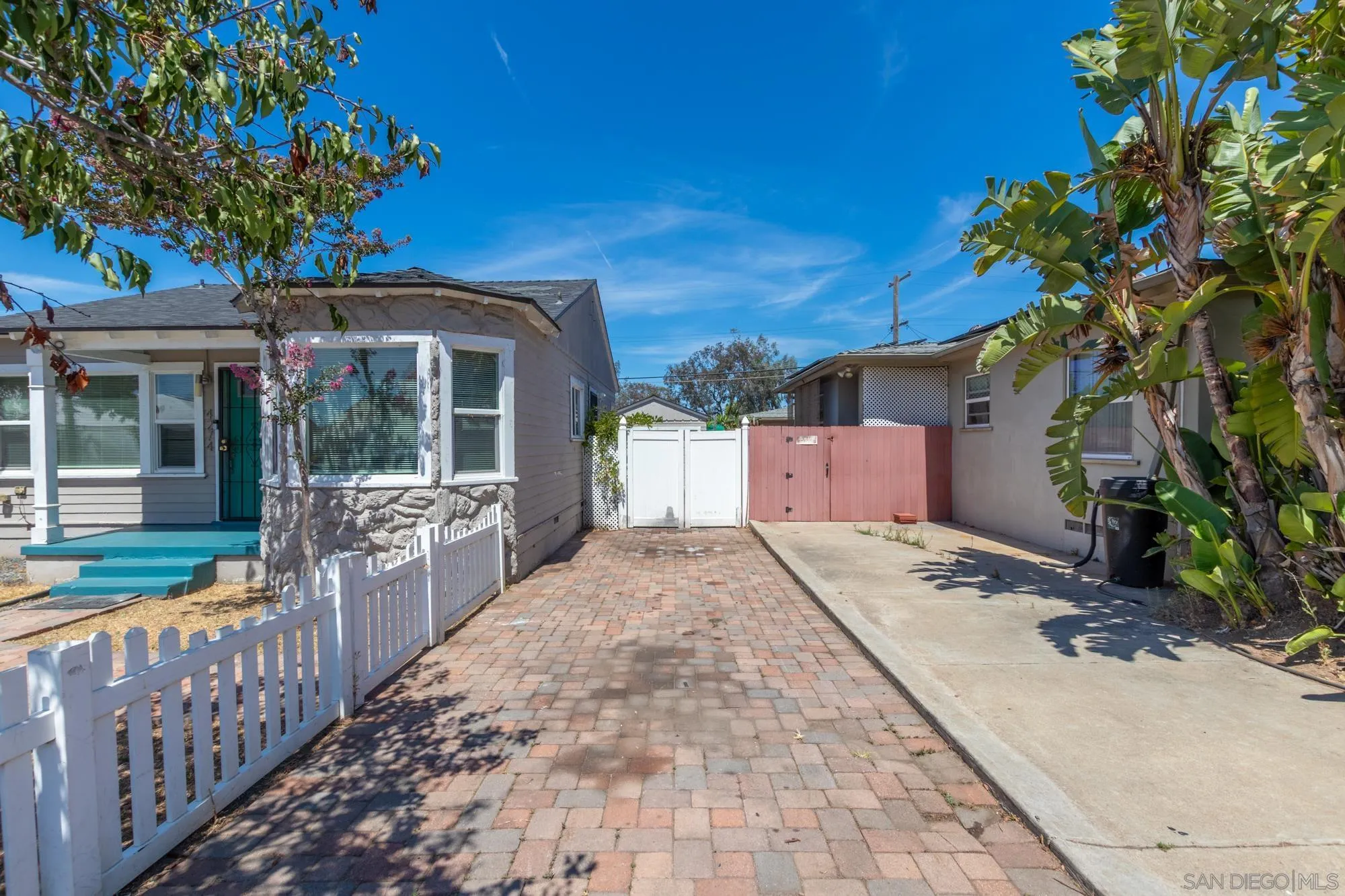 https://cdn.realtyfeed.com/cdn/127/250037008/16c0ab8fd22b336cfa289d7d24253b6a.webp