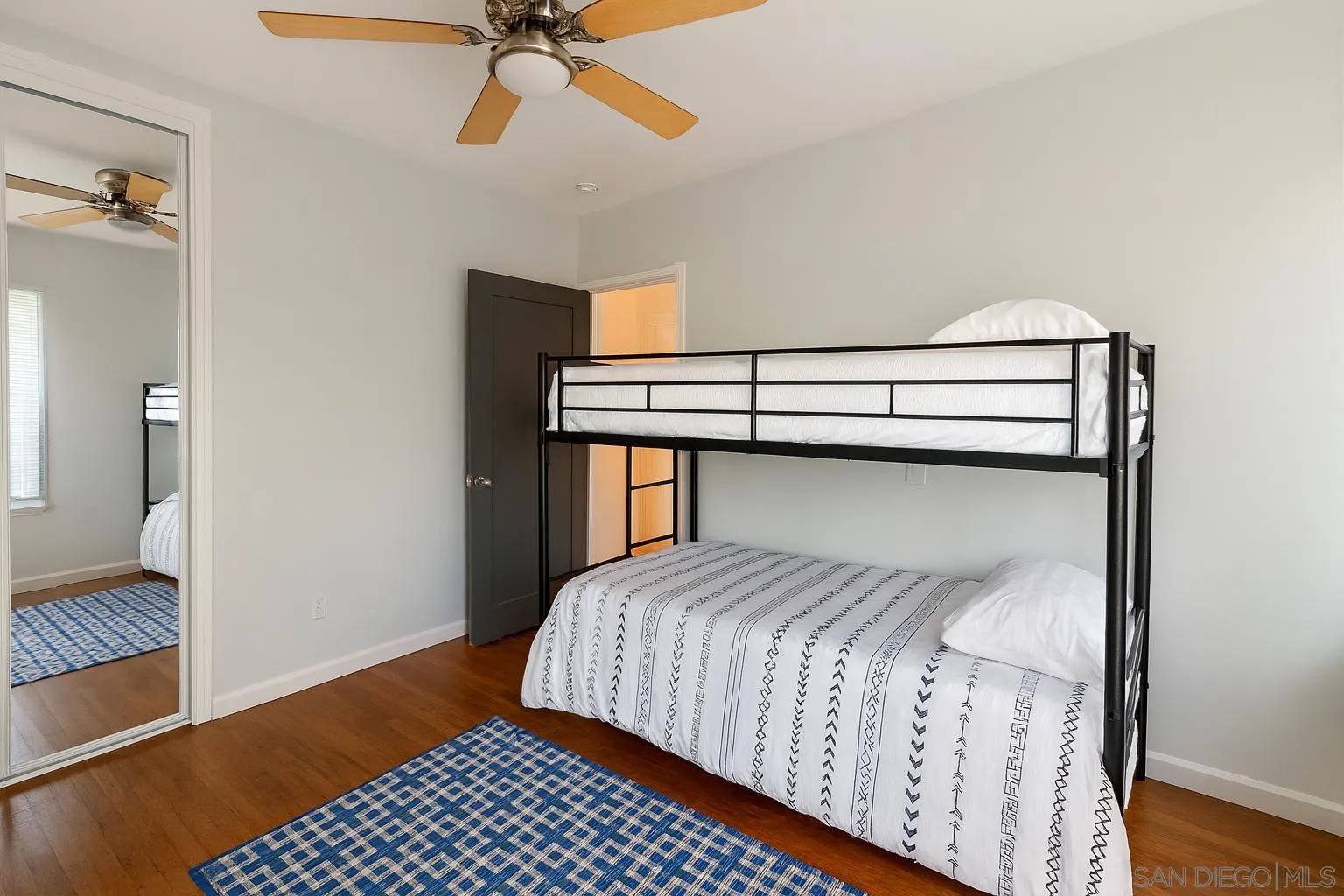 https://cdn.realtyfeed.com/cdn/127/250037008/51808a699b90c065b5f265b5b20ec4cc.webp
