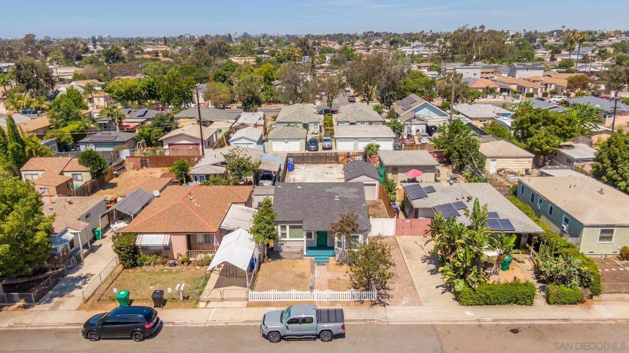 https://cdn.realtyfeed.com/cdn/127/250037008/627019cebfd5c871afe935b4b21a0929.webp