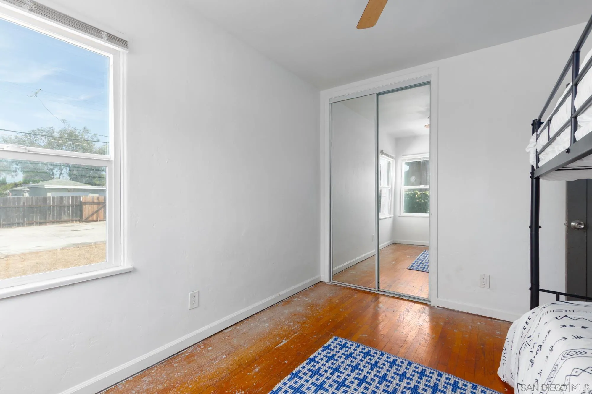 https://cdn.realtyfeed.com/cdn/127/250037008/7bea81edba48b2e0f09453c143ca2beb.webp