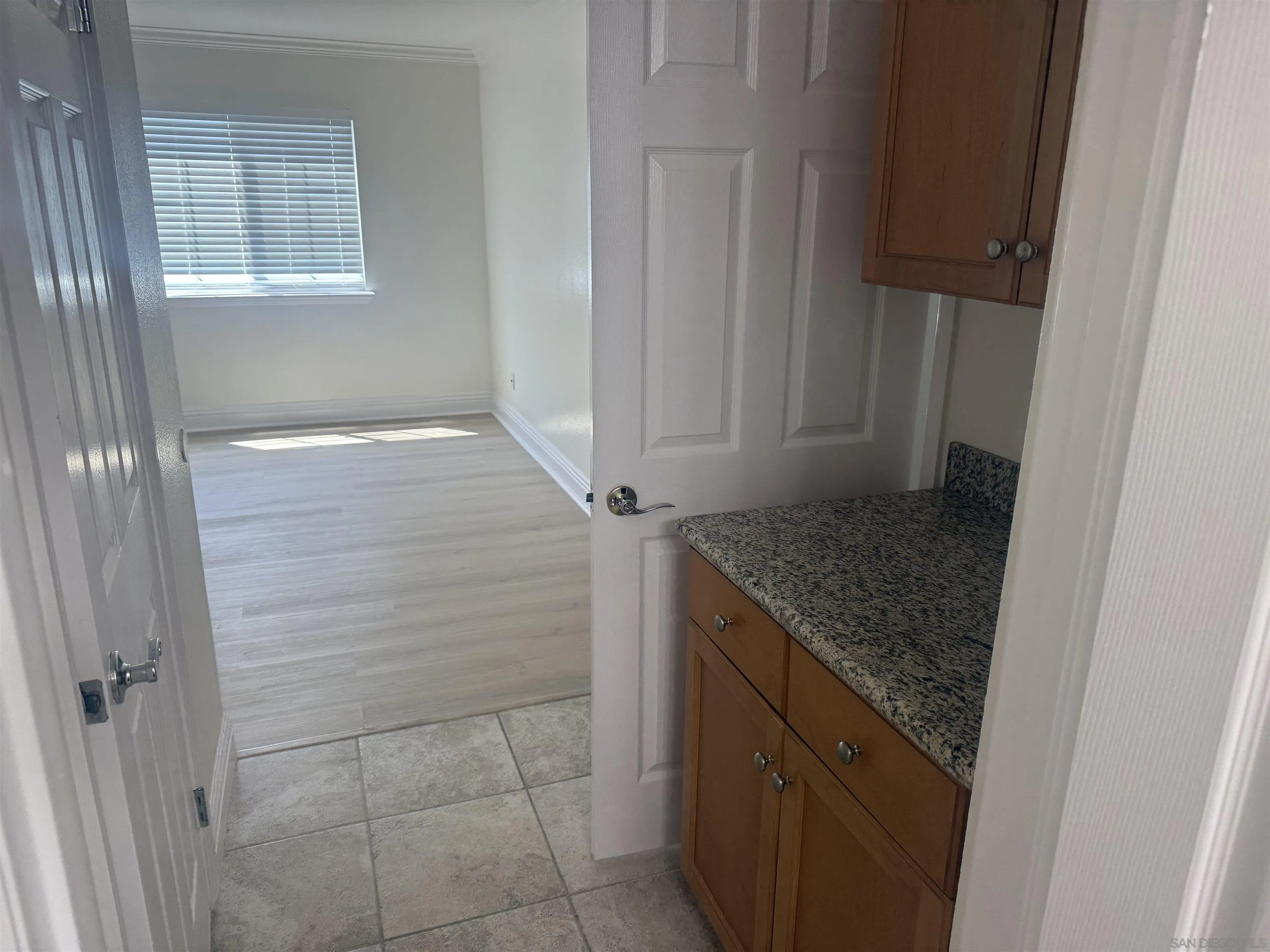 https://cdn.realtyfeed.com/cdn/127/250037010/20a5f5184b14078d87ee38179f333fc0.webp