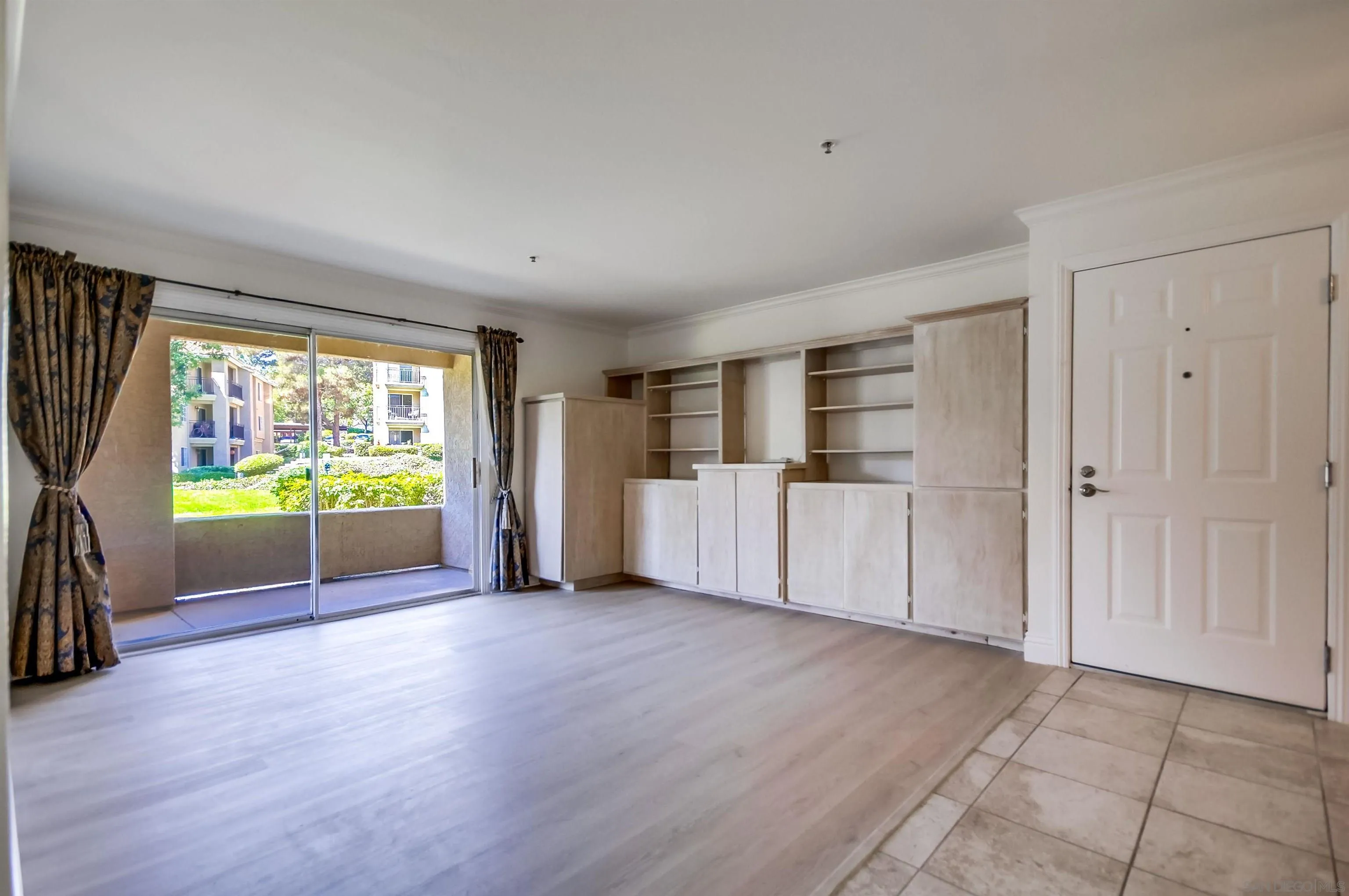 Photo #3: 250037010 Listing 