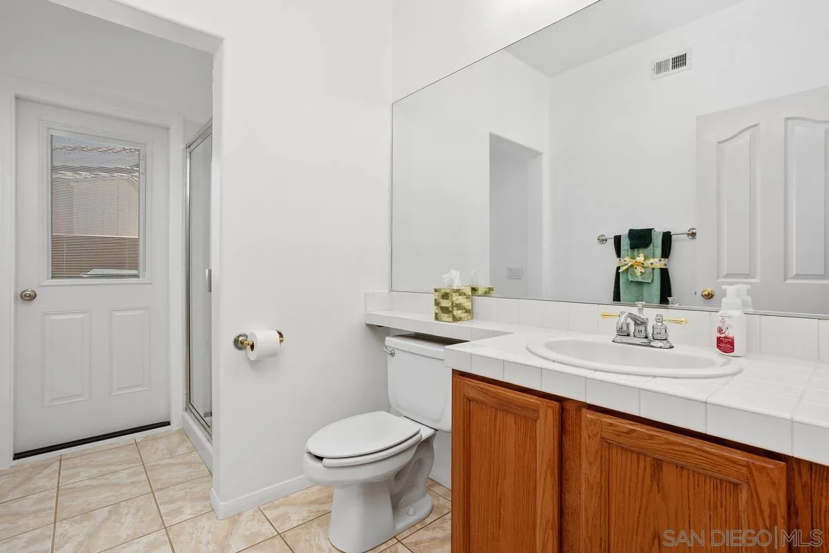 https://cdn.realtyfeed.com/cdn/127/250037011/26c9b40e7ad92da1e675a197db99546e.webp