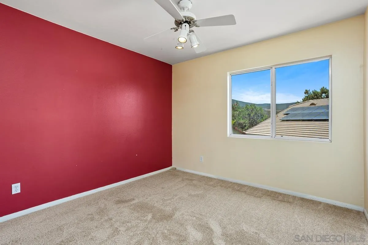 https://cdn.realtyfeed.com/cdn/127/250037011/34b098ac12bd89044b68fed2481e30e4.webp