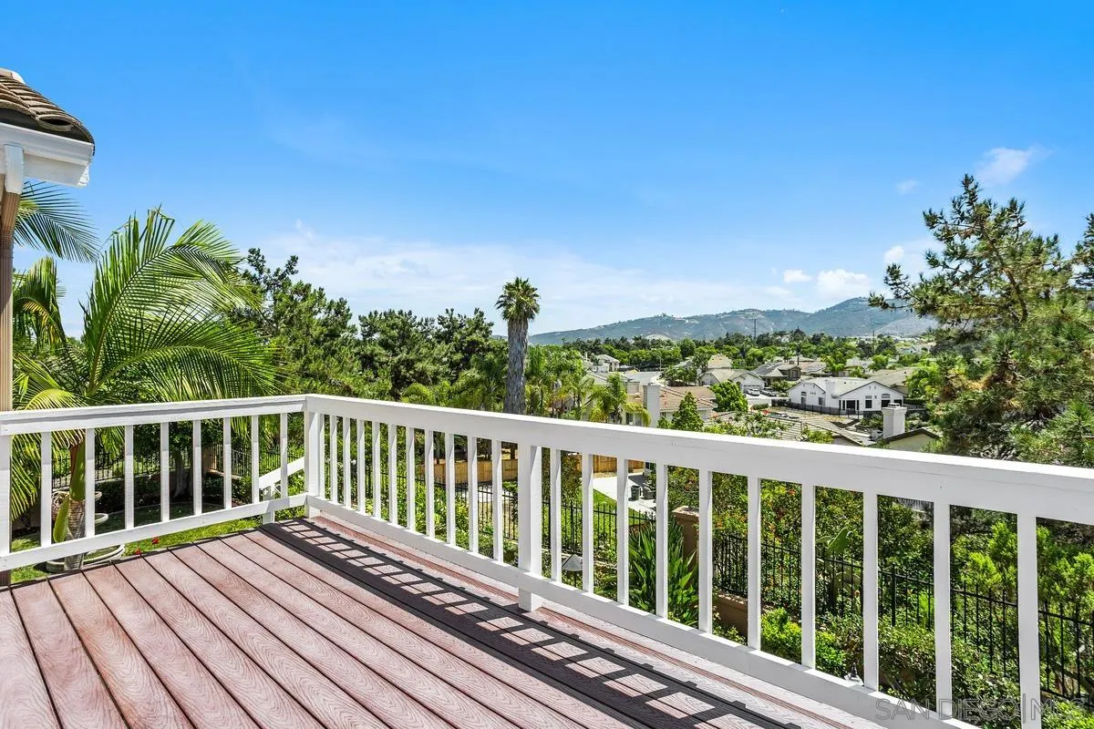 https://cdn.realtyfeed.com/cdn/127/250037011/85939d13266b38f723b4d05c14d34952.webp