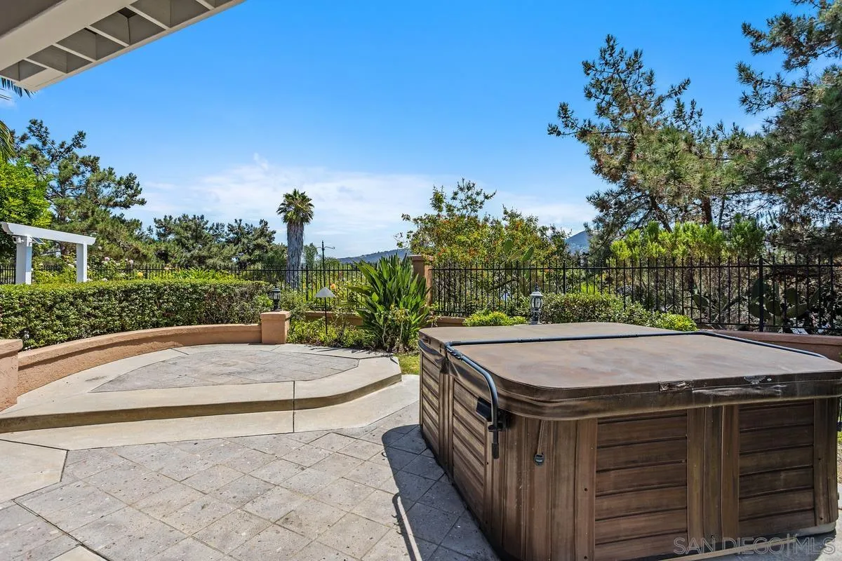 https://cdn.realtyfeed.com/cdn/127/250037011/e0847ea4744477dd8711d9849bdba7c0.webp