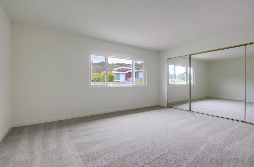 https://cdn.realtyfeed.com/cdn/127/250037013/3b6f61e606e9e580c1097922cf628f08.webp