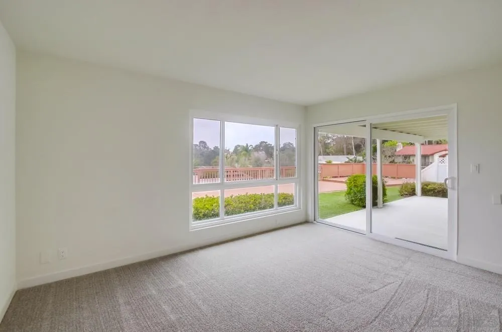 https://cdn.realtyfeed.com/cdn/127/250037013/6365e4fba751421d3070597bde9016f9.webp