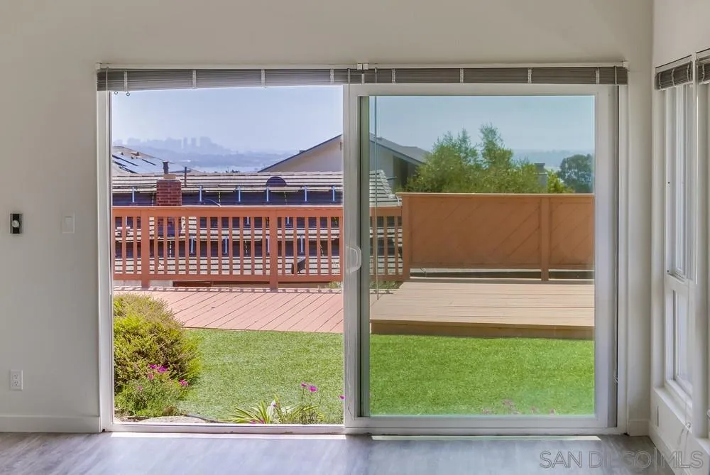 https://cdn.realtyfeed.com/cdn/127/250037013/e239fc784c57a82849b096be84262c75.webp