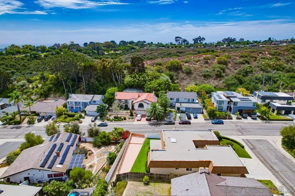 https://cdn.realtyfeed.com/cdn/127/250037013/fd59b96e3f6cfd3dff42ef6e3f18382d.webp