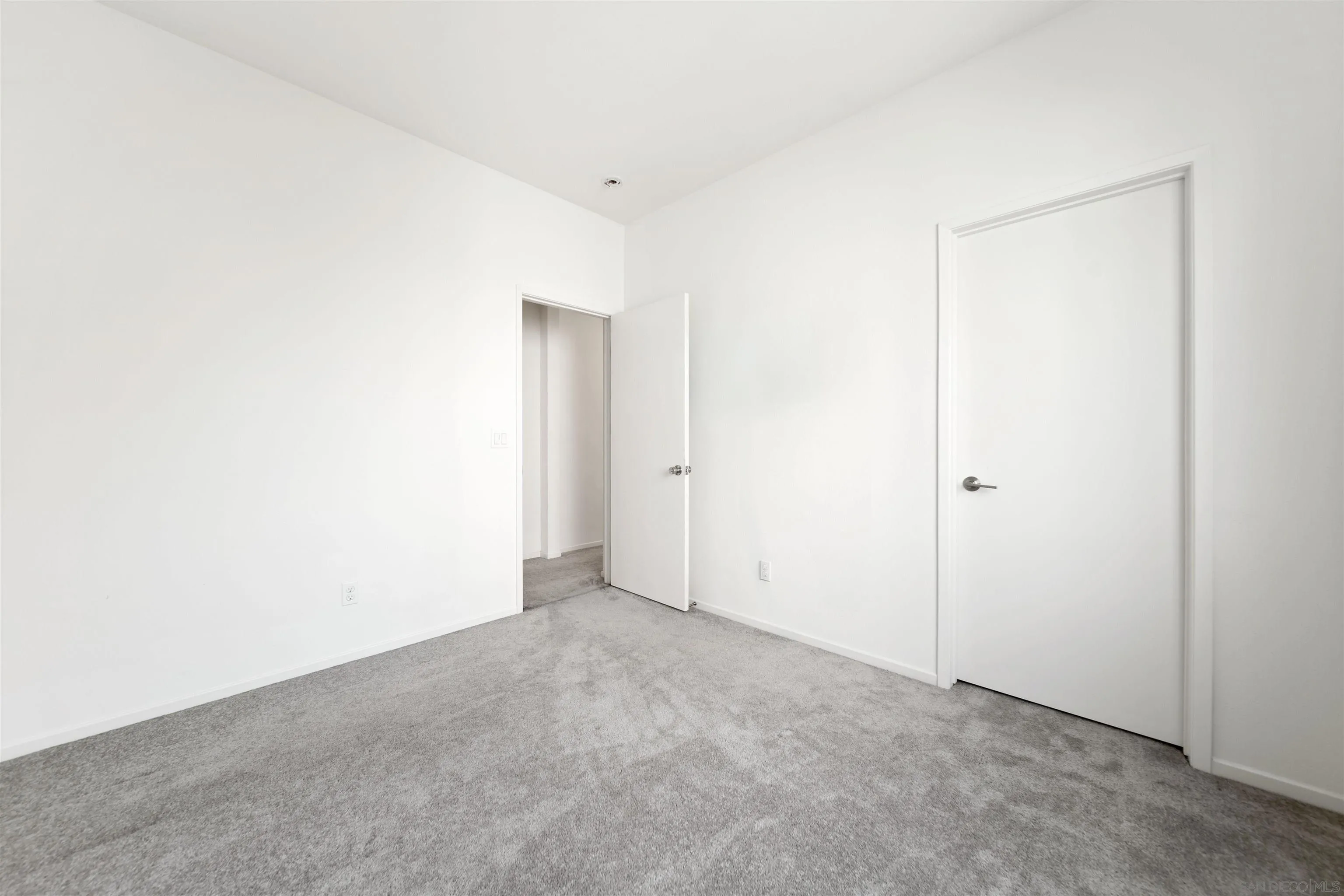 Photo #29: 250037014 Listing: Photo #29
