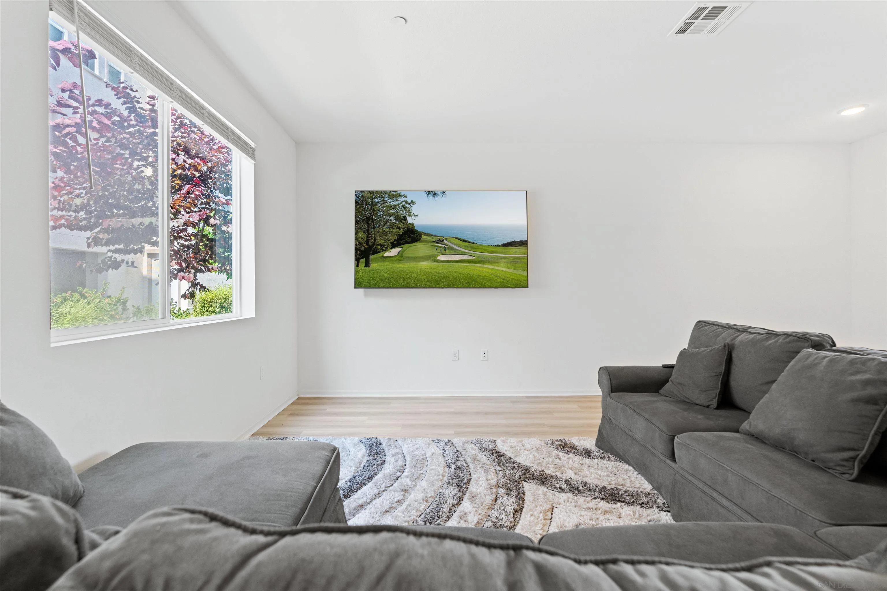 Photo #14: 250037014 Listing: Photo #14