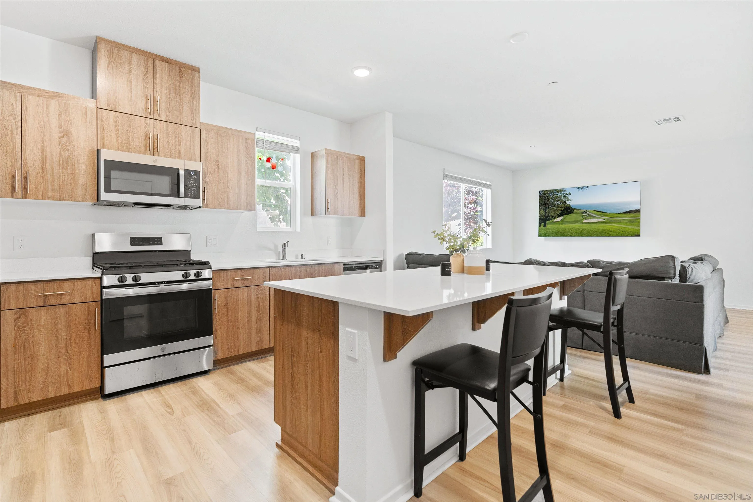 Photo #10: 250037014 Listing: Photo #10